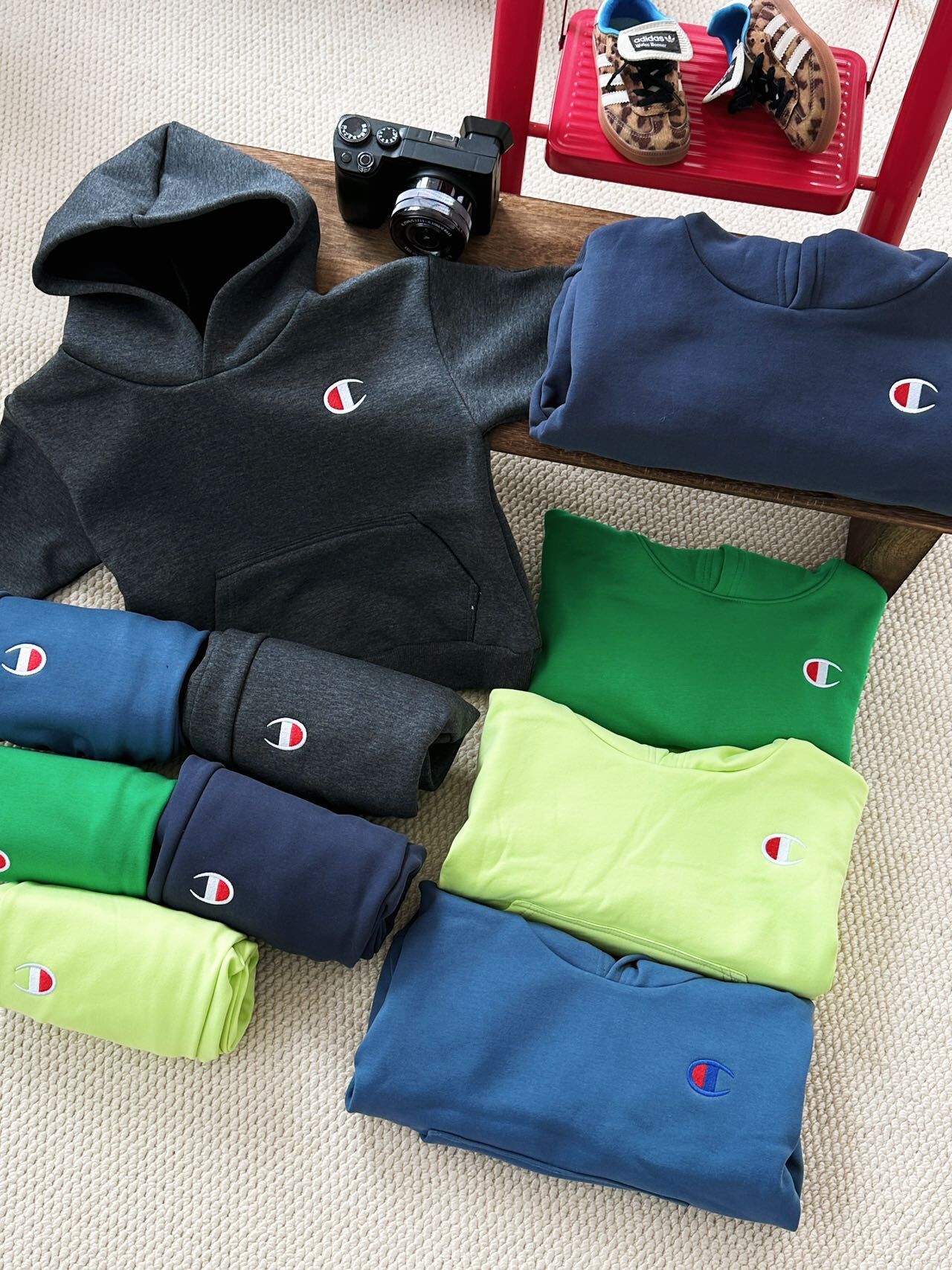 𝐂𝐡𝐚𝐦𝐩𝐢𝐨𝐧𝐬 美國經典復古風加絨連帽衛衣褲套裝