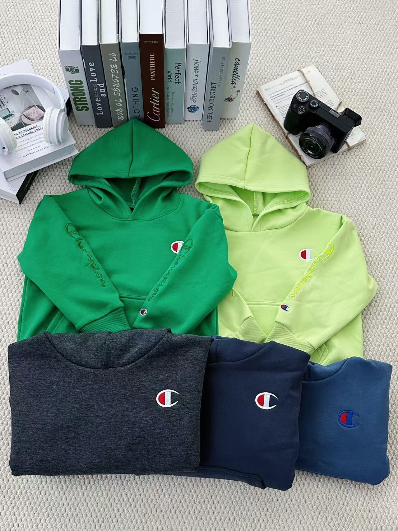 𝐂𝐡𝐚𝐦𝐩𝐢𝐨𝐧𝐬 美國經典復古風加絨連帽衛衣褲套裝