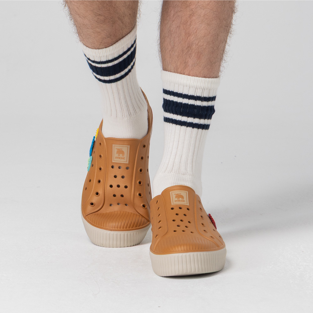 雙色洞洞餅乾水鞋 (蜂蜜橘)