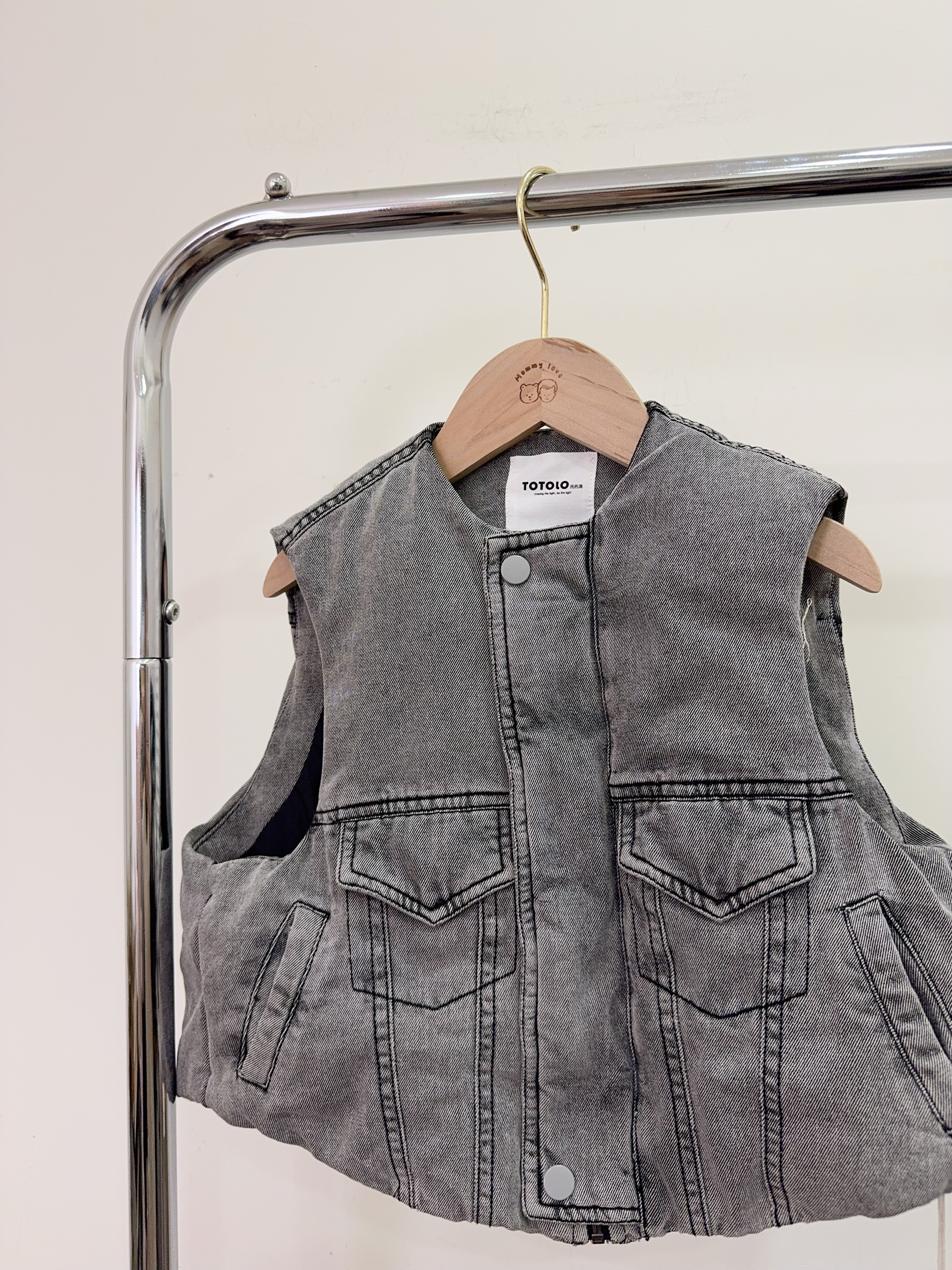 53308設計師家-炭灰水洗牛仔背心