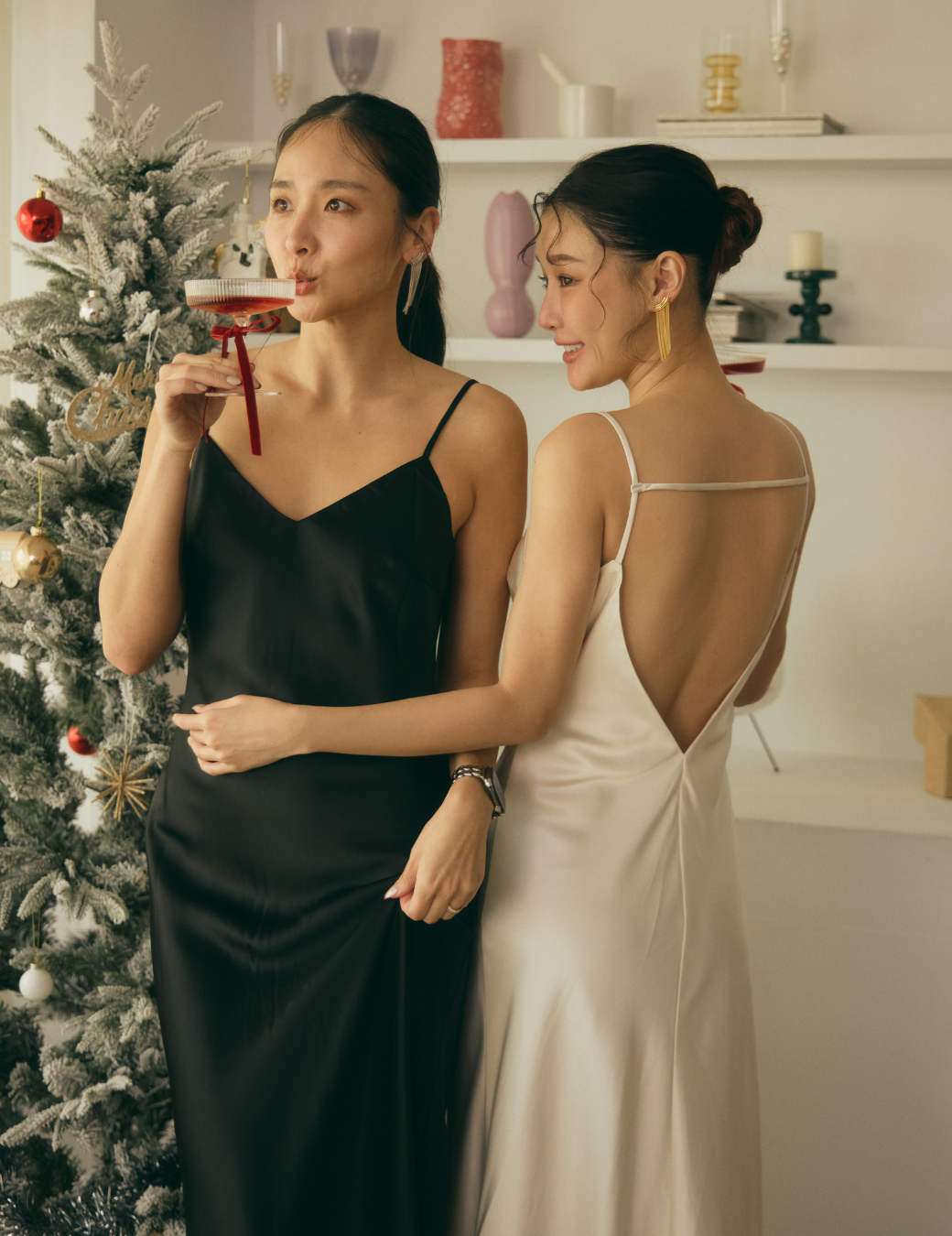 光澤緞面美背長洋（黑色/6尺寸）