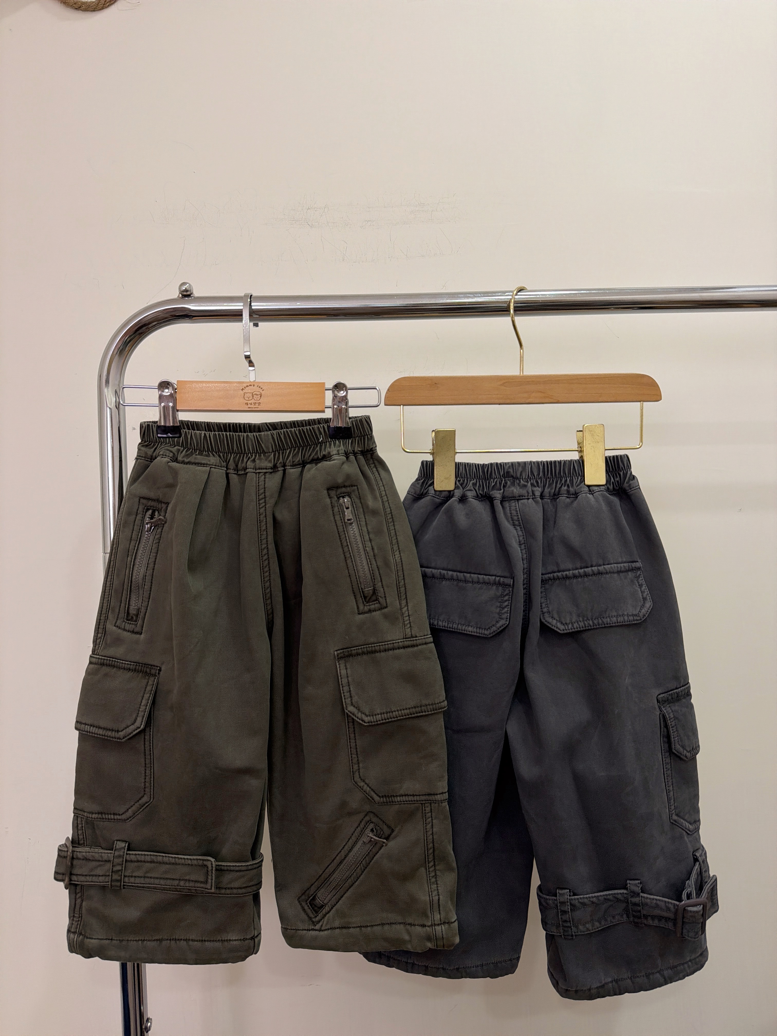 53201設計師家-拉鍊口袋造型水洗工裝褲