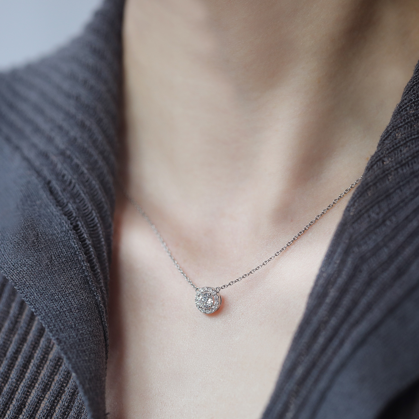 寧靜圓舞 — GIA50分鑽石項鍊