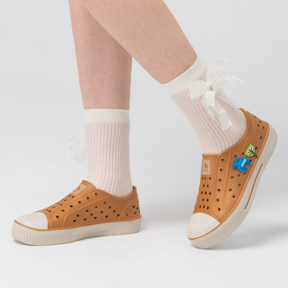 雙色洞洞餅乾水鞋 (奶蓋蜂蜜橘)