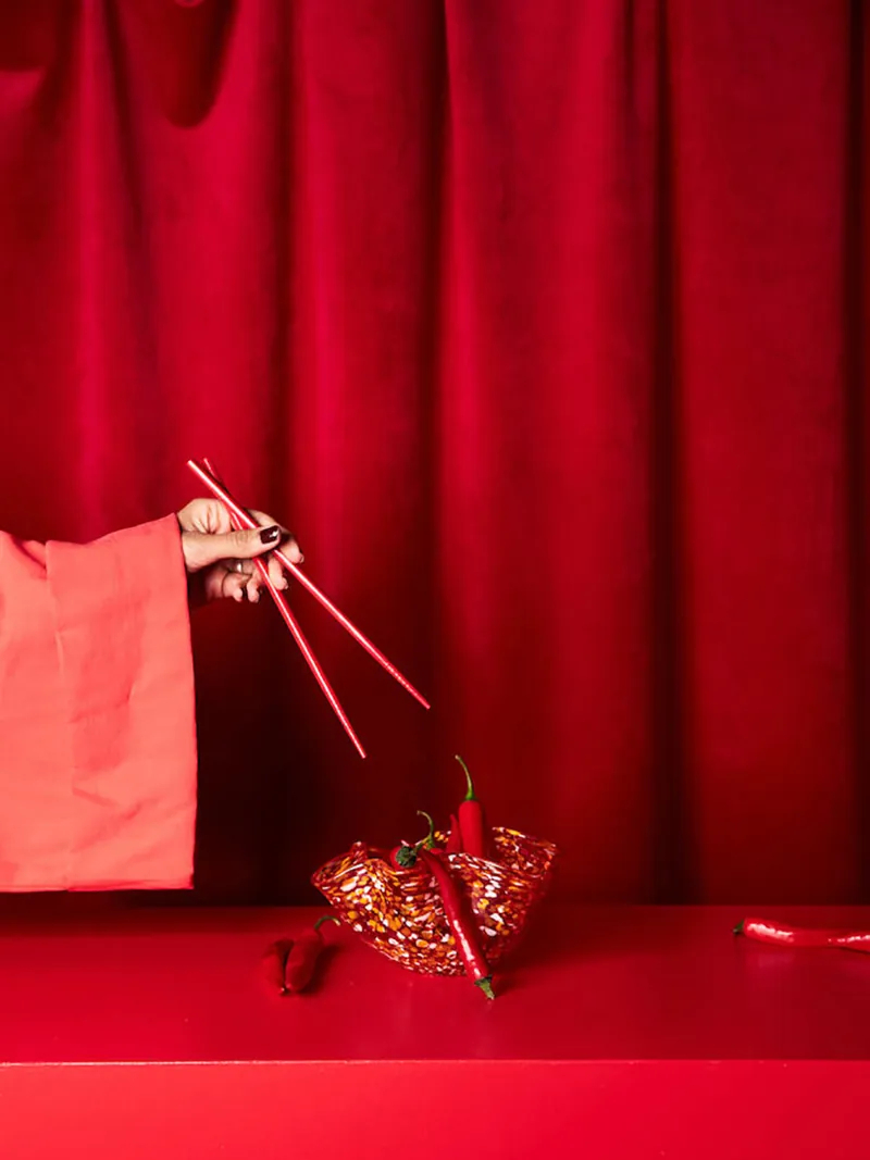 ByOn-Cara 小型造型碗,橘紅色,適合搭配鮮豔的食物,增加食物及視覺藝術感