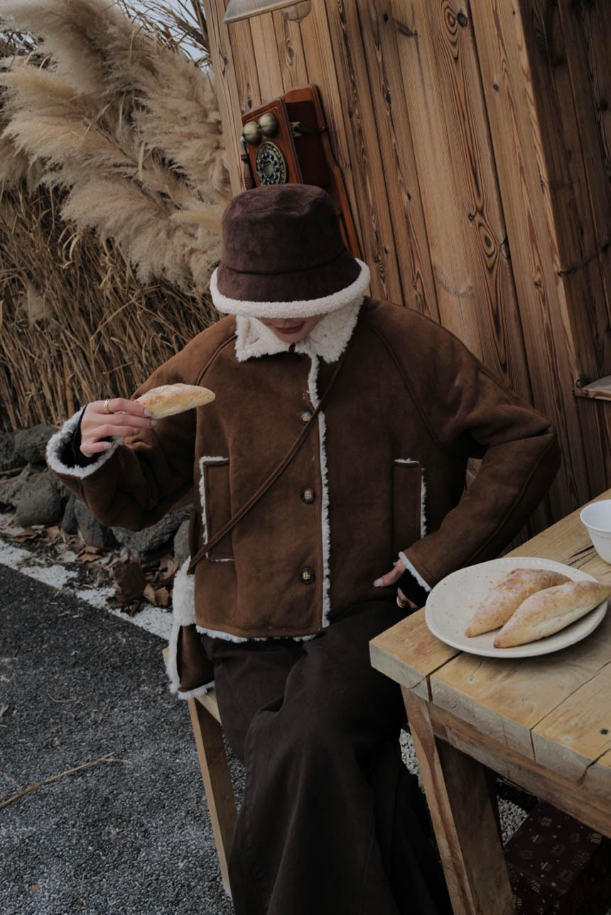 附包包羊羔毛麂皮毛毛外套*2色