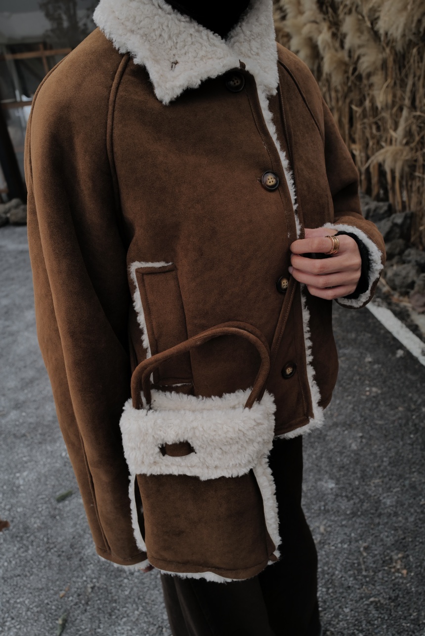 附包包羊羔毛麂皮毛毛外套*2色