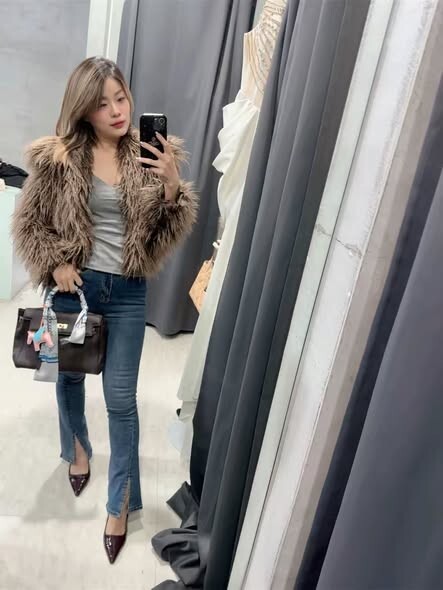 紅貴賓毛茸茸 翻領外套