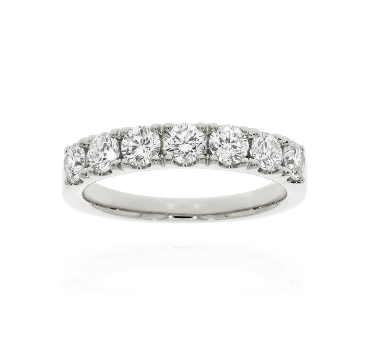 Round Shape Diamond Band Ring