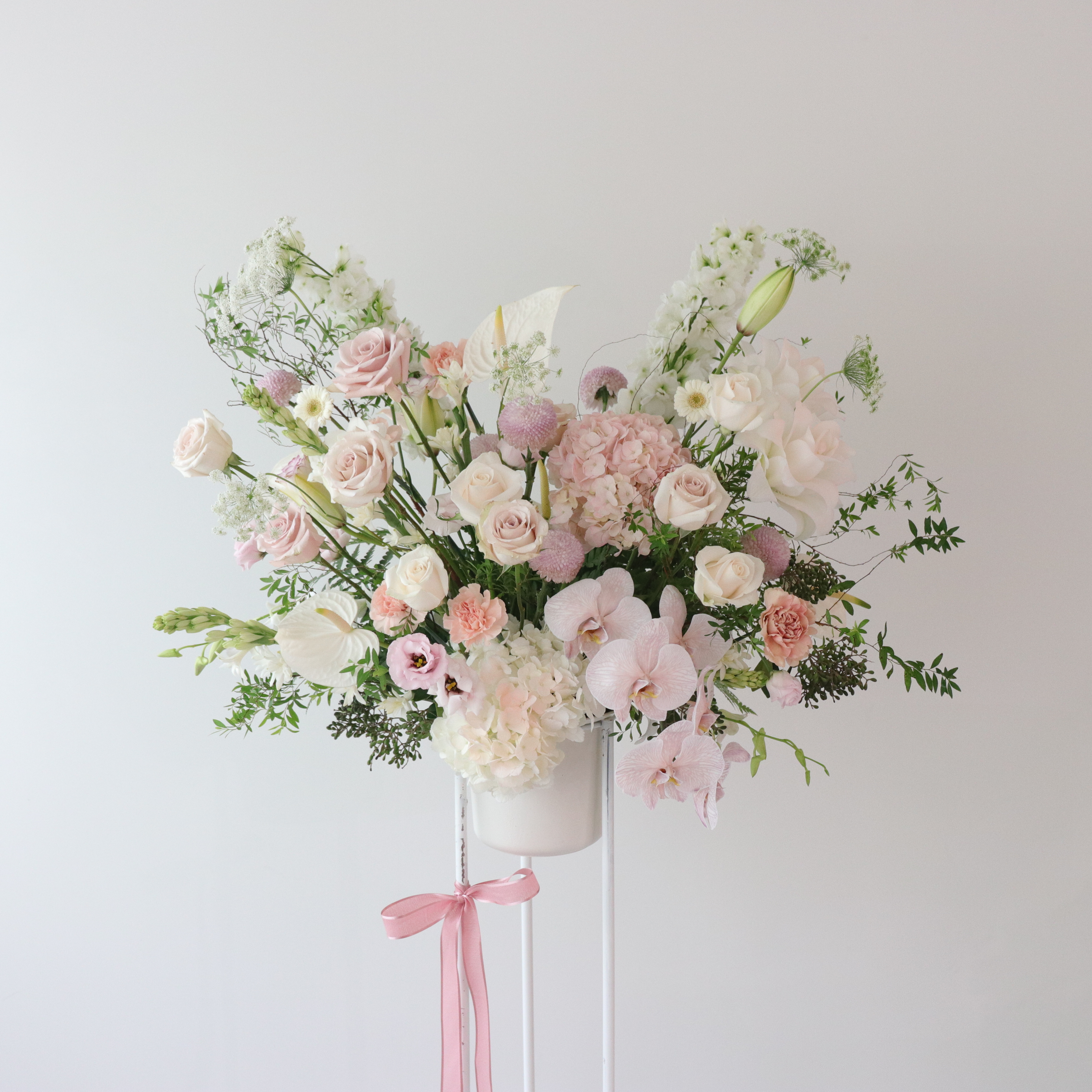 春漾盛宴-粉色系高級鮮花高架花籃