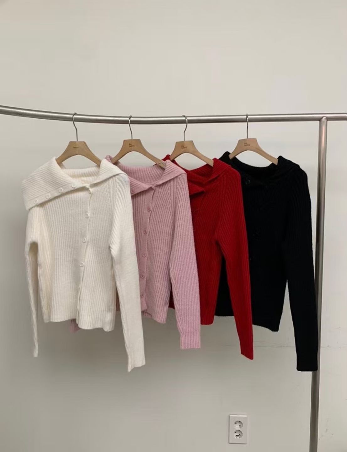 BM5382 坑紋反摺領上衣