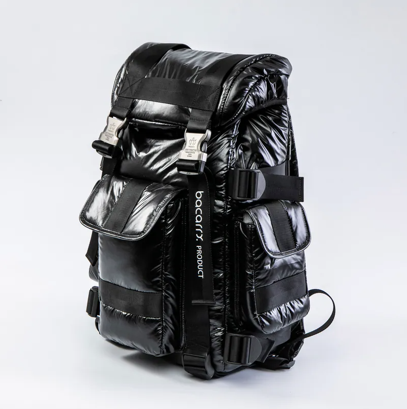 【 Bacarry | Float Air 漂浮空氣包 - 迷幻黑 】