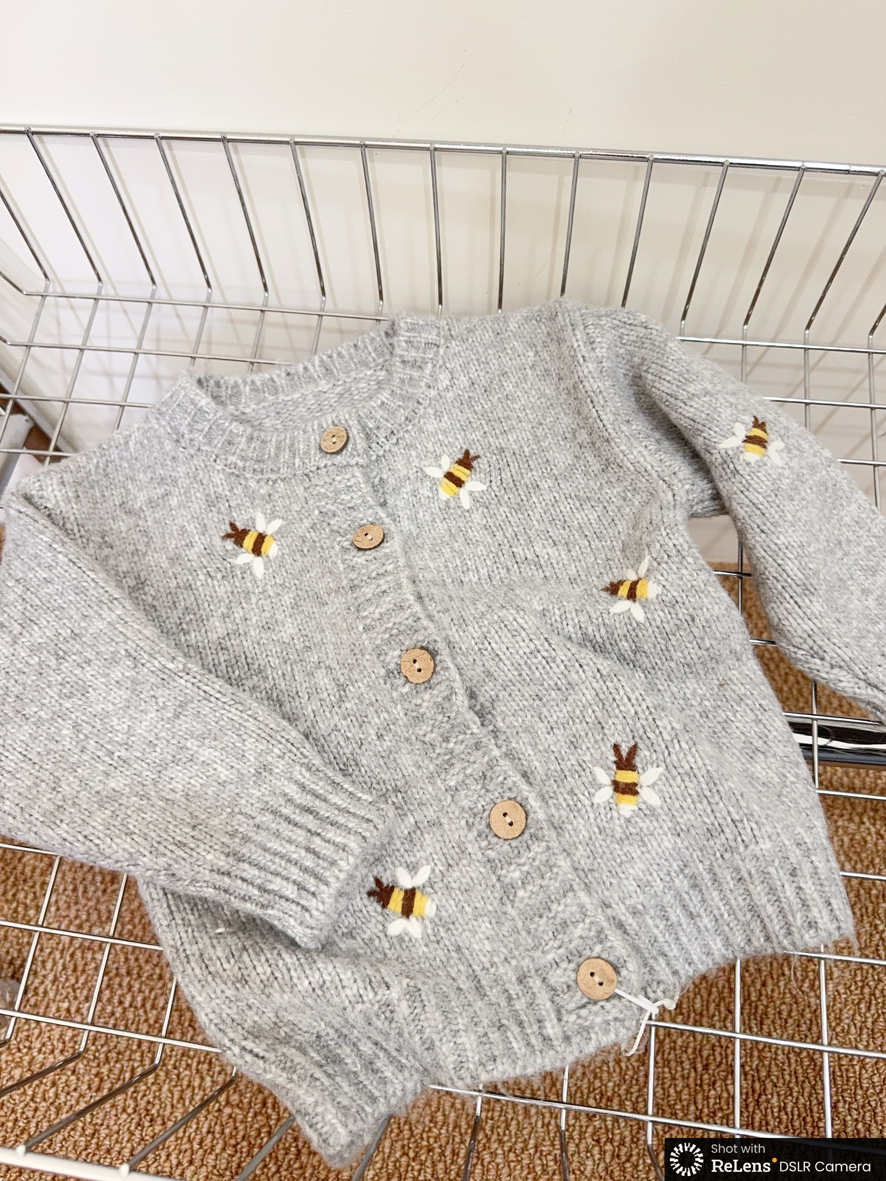 s503小蜜蜂刺繡混針織外套