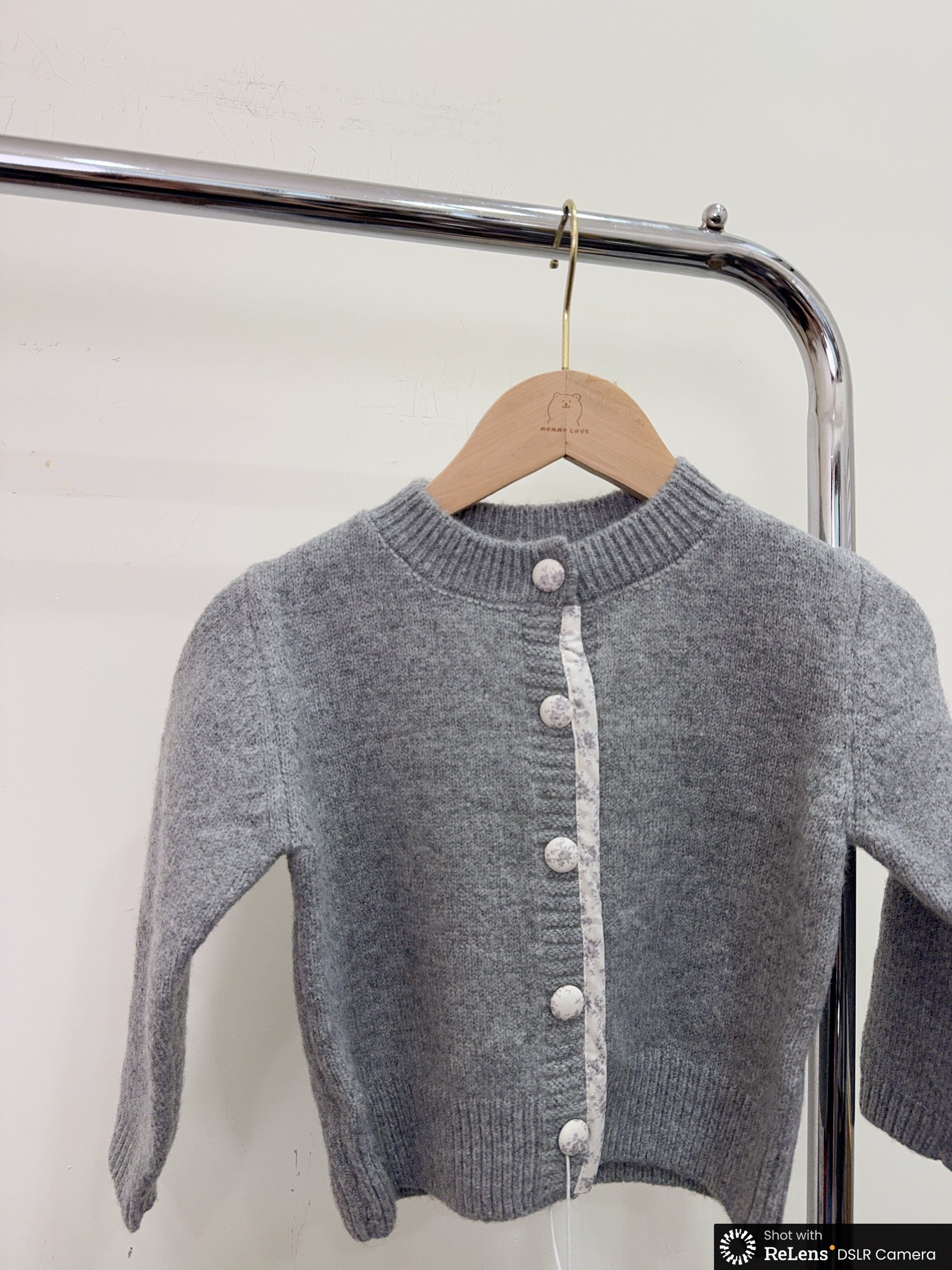 8156花扣針織外套