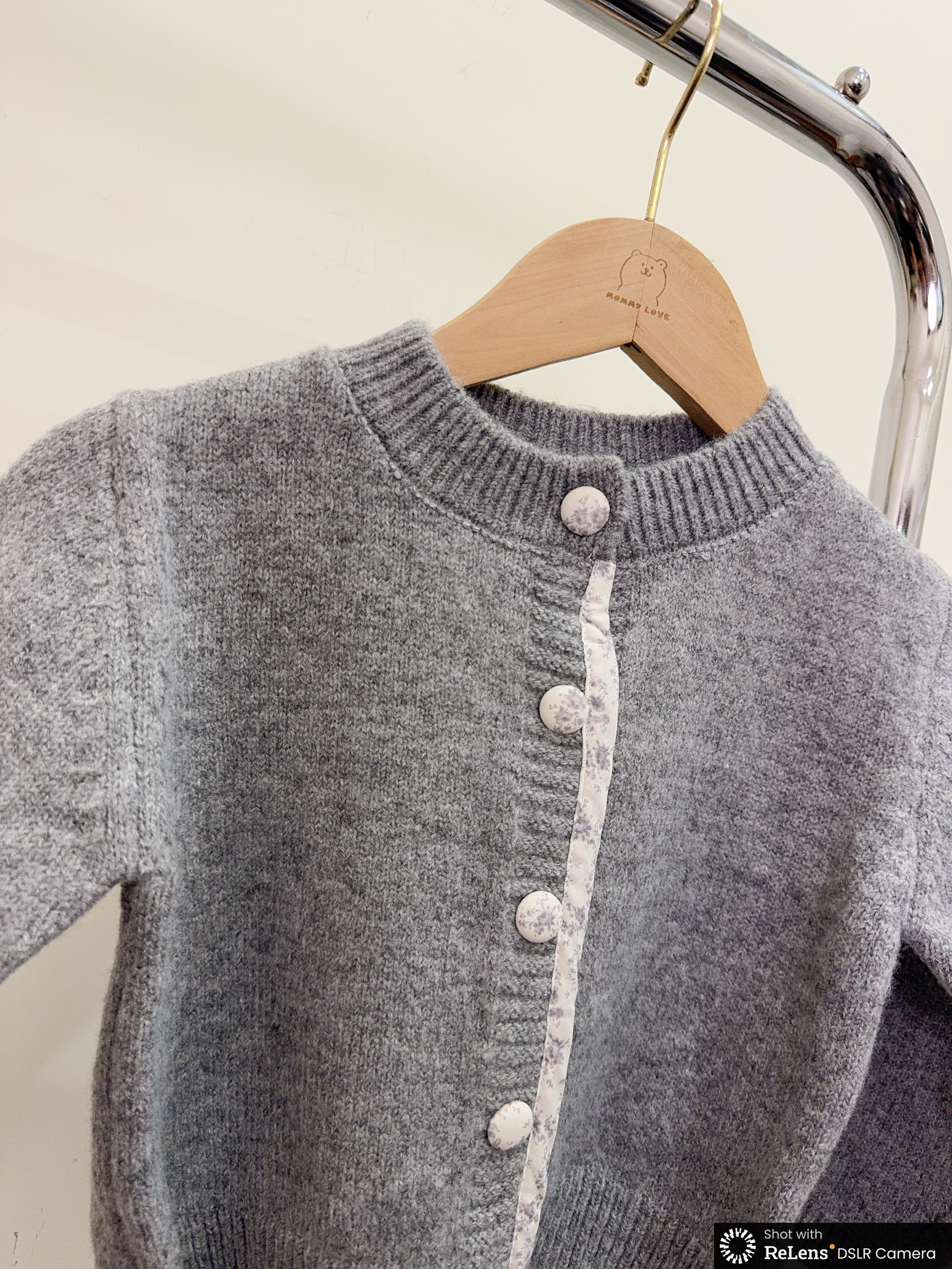 8156花扣針織外套