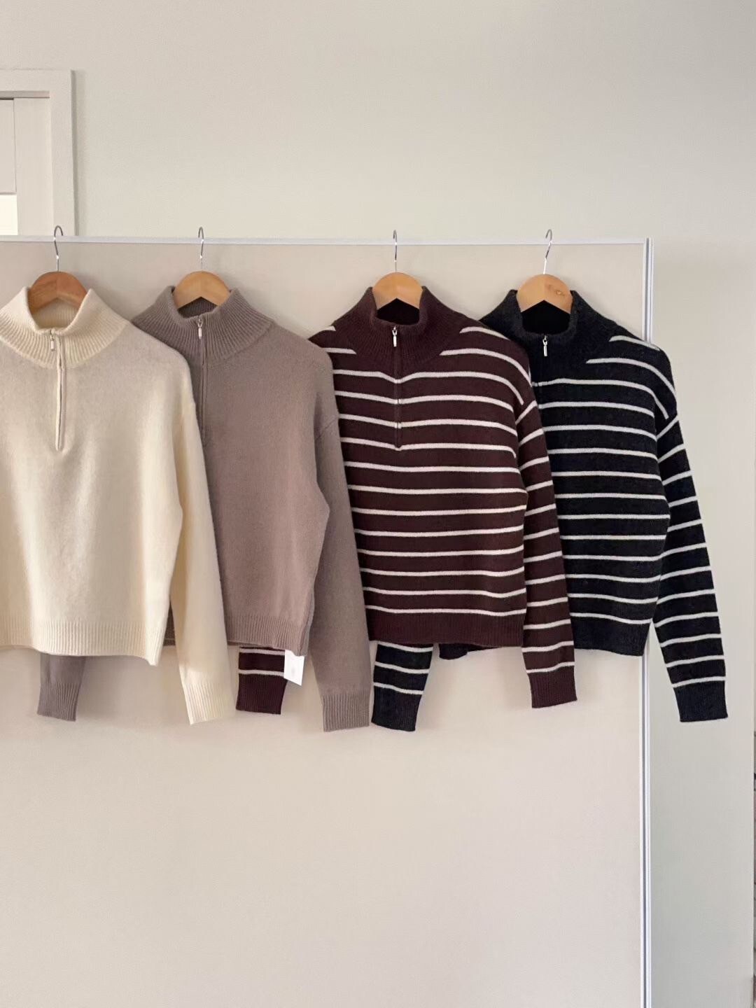 歐美女子拉鍊立領造型針織上衣 / 4色