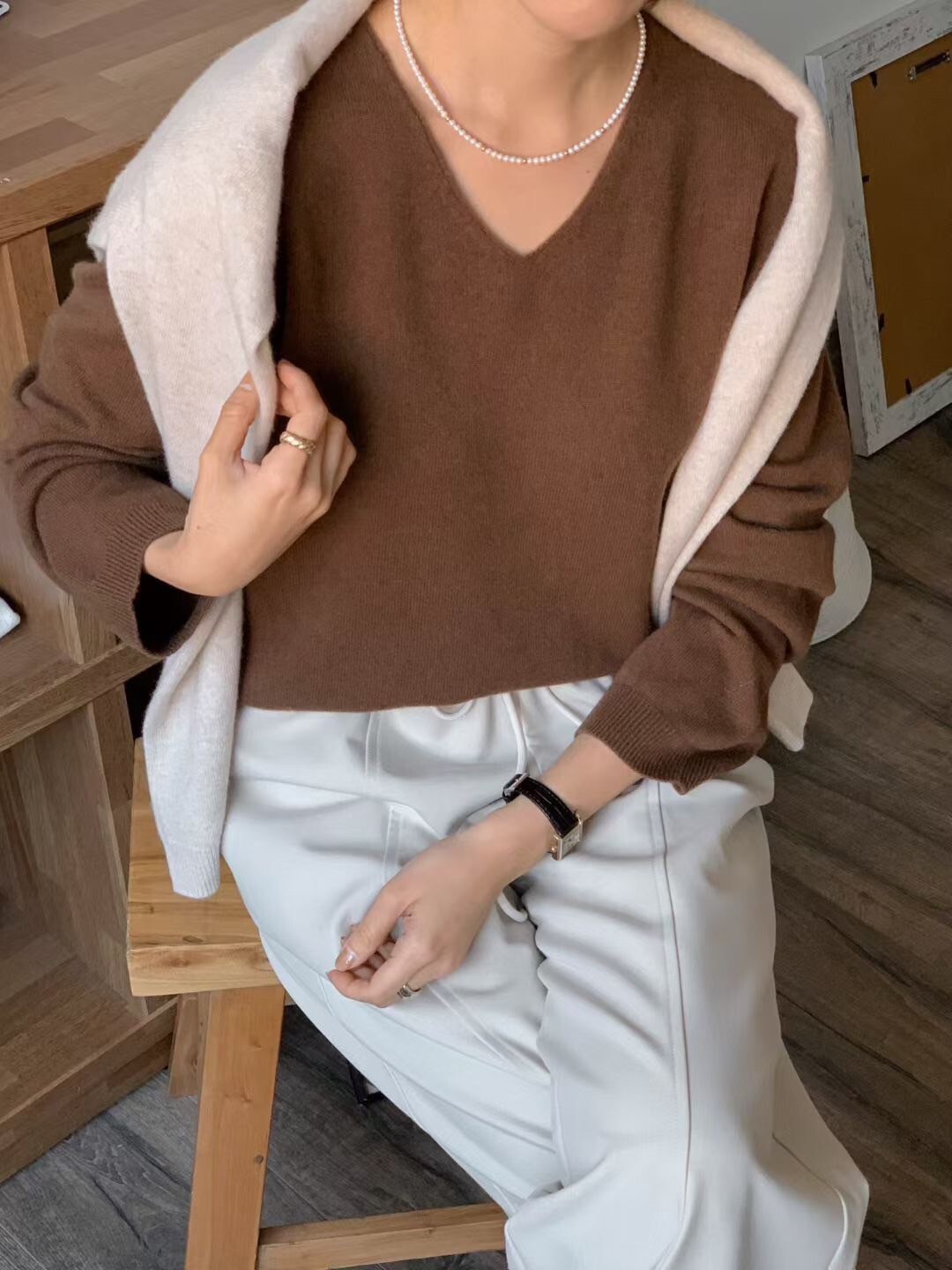 100%羊毛百搭色系落肩V領針織上衣 / 5色