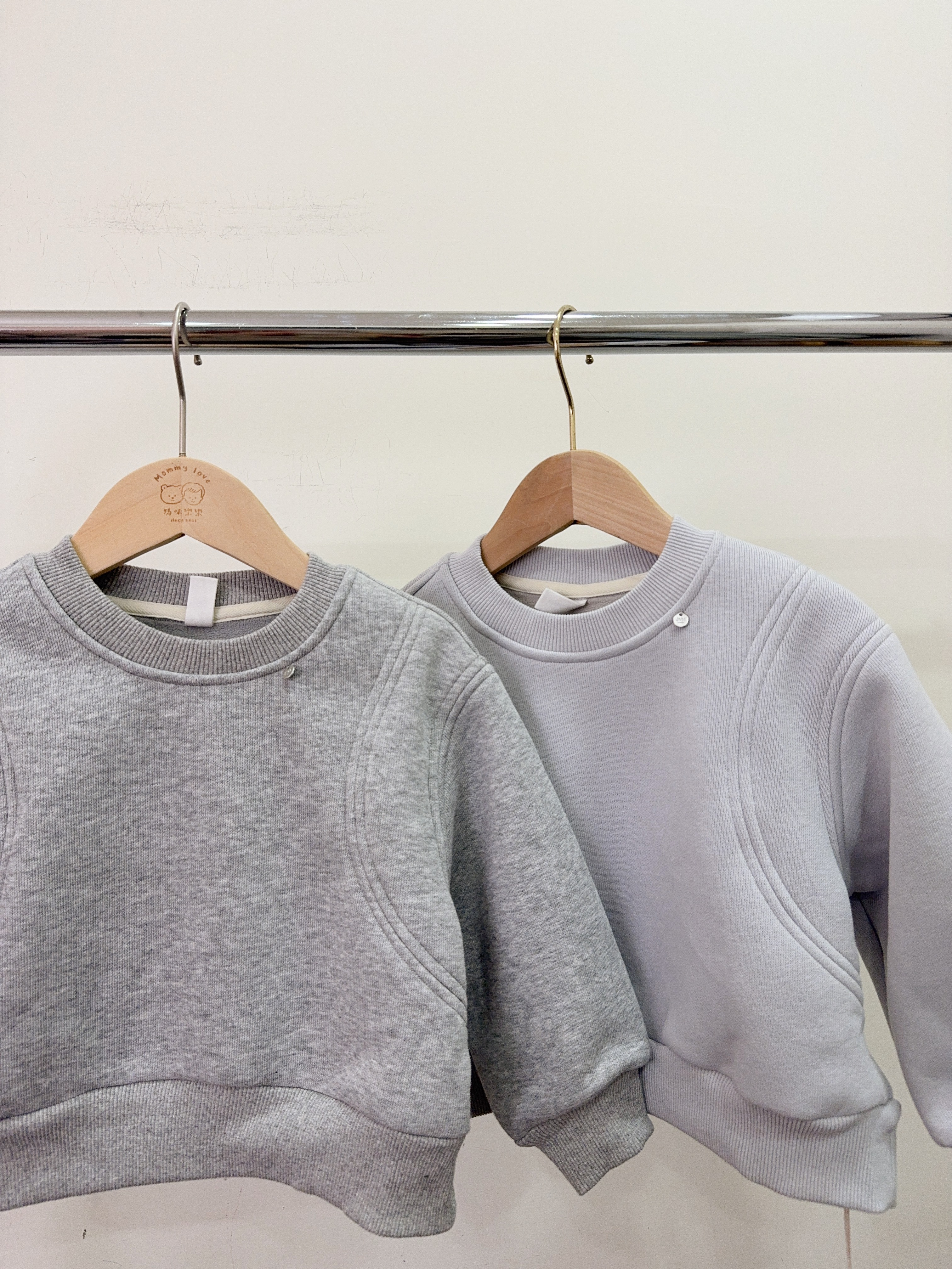 53057設計師家-弧形小鐵片上衣