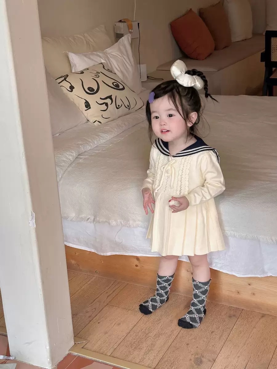 兩色學院感百褶洋裝