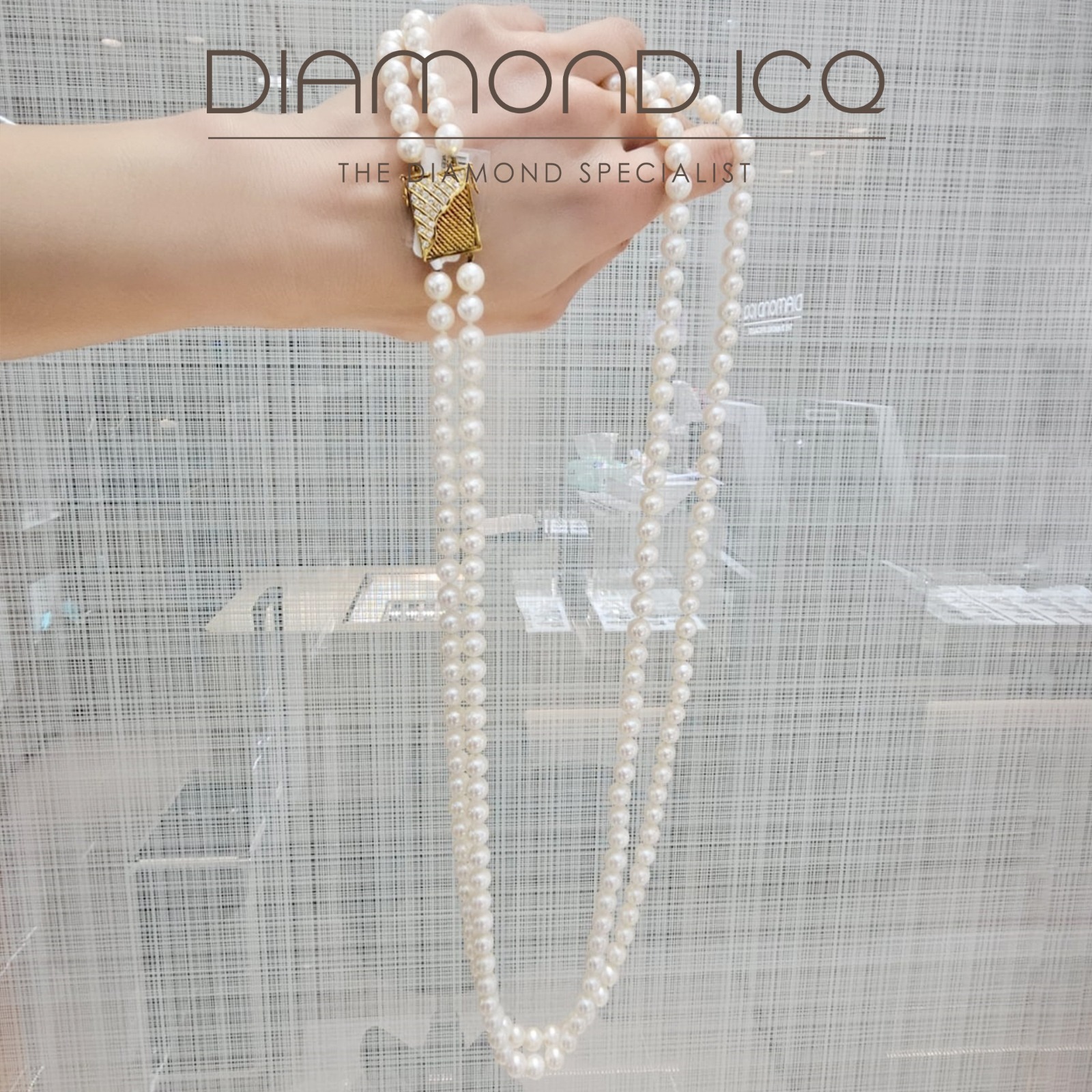 0.5 ctw Pearl and Diamonds Necklace
