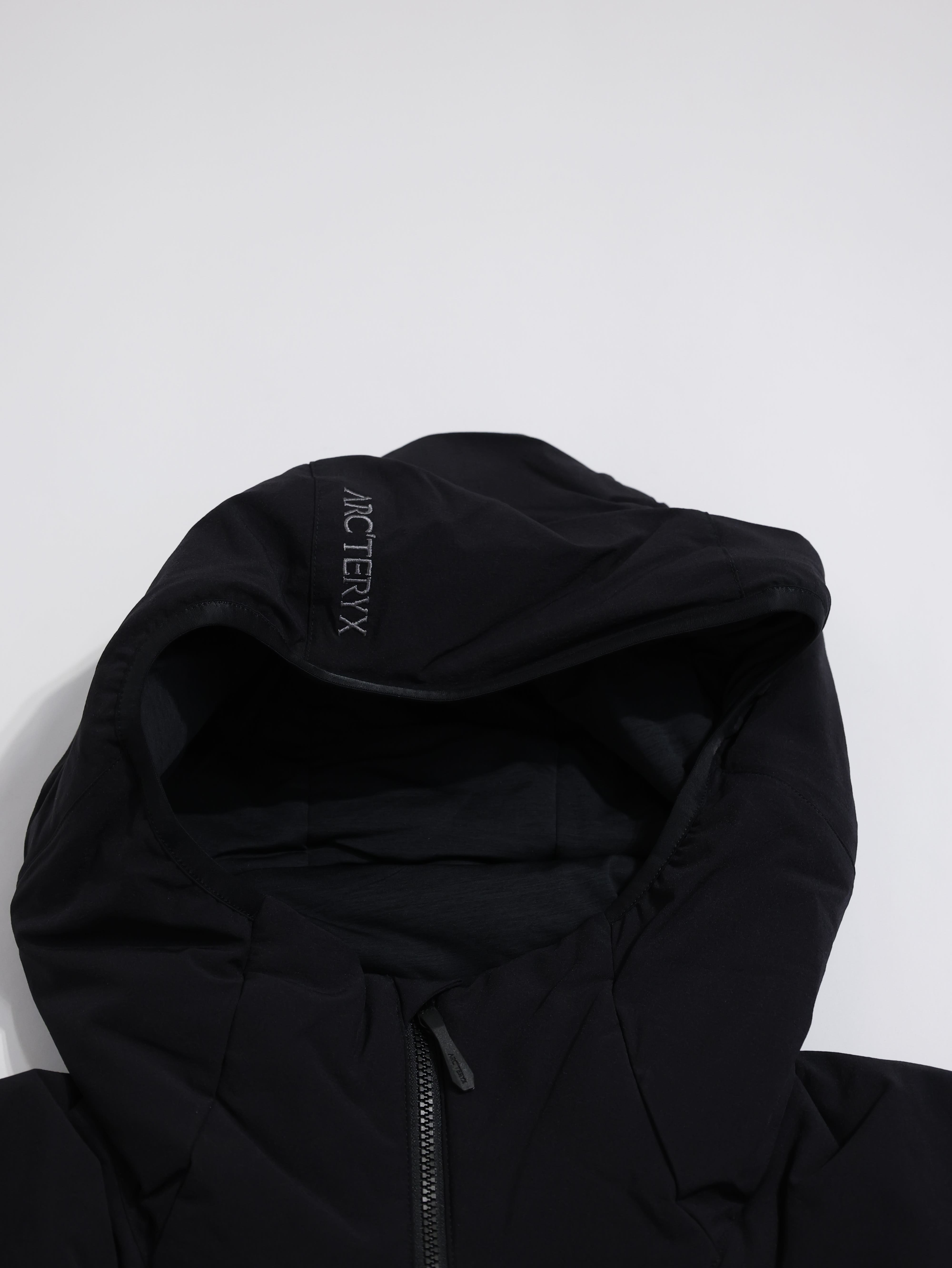 ARCTERYX 始祖鳥 男 Epsilon Insulated Hoody M 化纖外套 X000009897