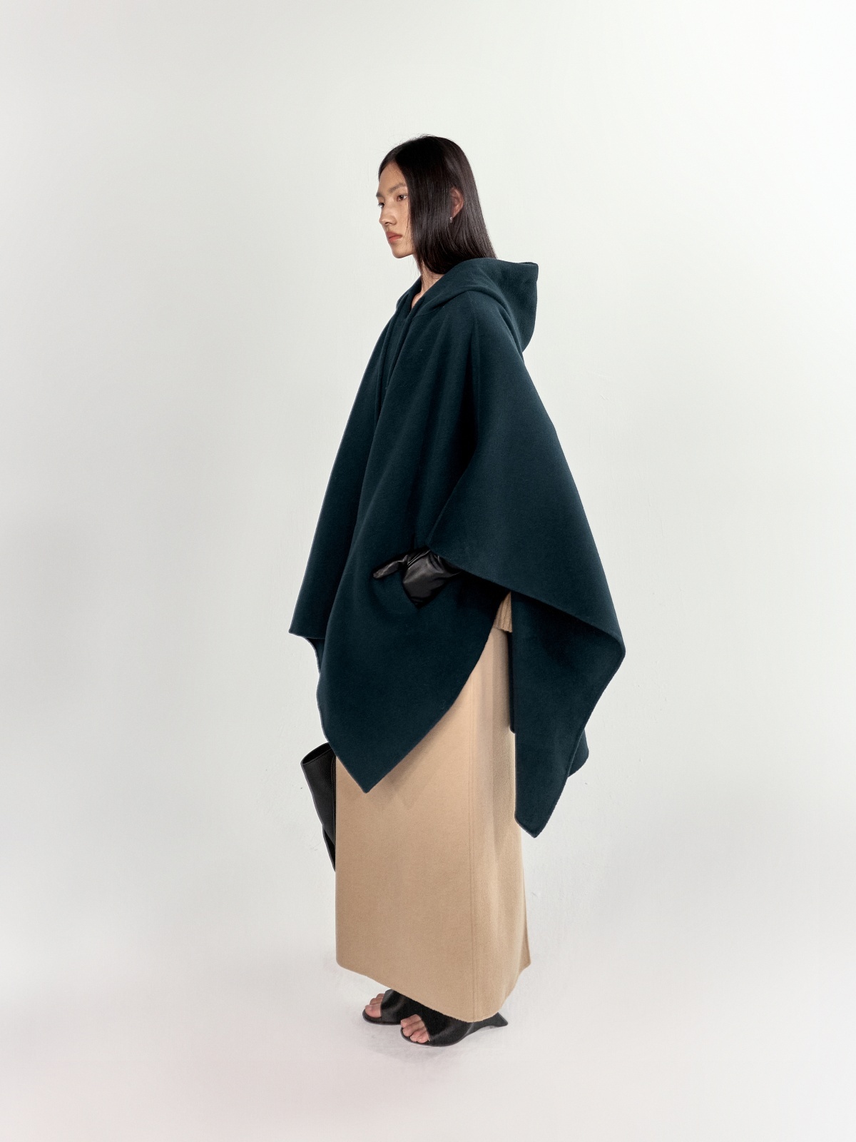 HANAA 新款羊毛後開叉立體半身裙