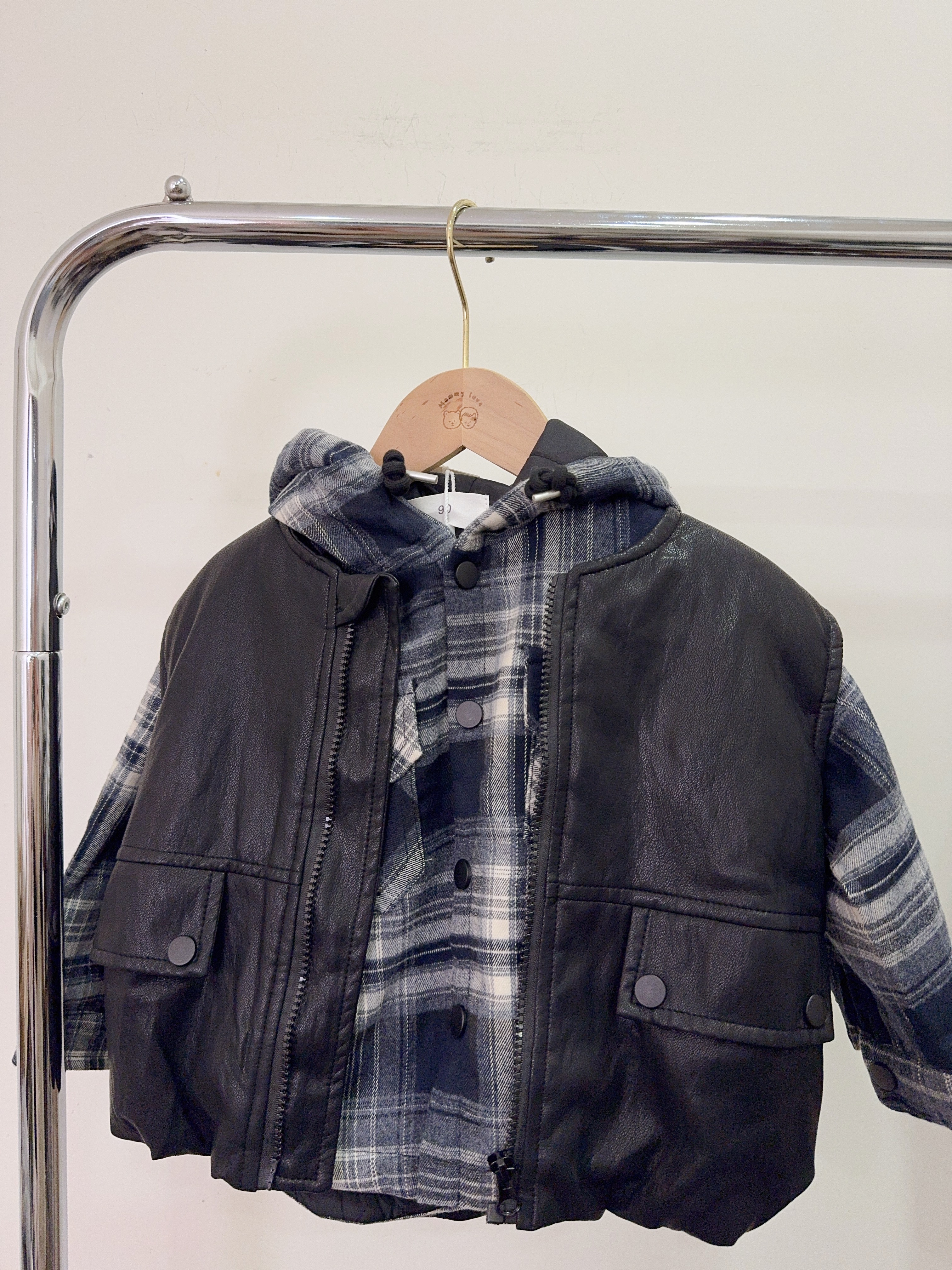 25831連帽格子衫+皮背心兩件組