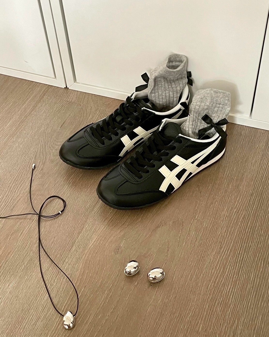 ONITSUKA TIGER MACHU RACER 黑奶油