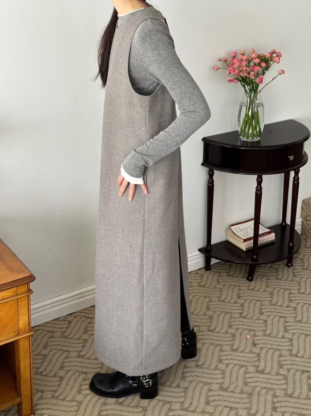 後開衩拉鍊造型毛呢圓領背心裙長洋裝 / 2色