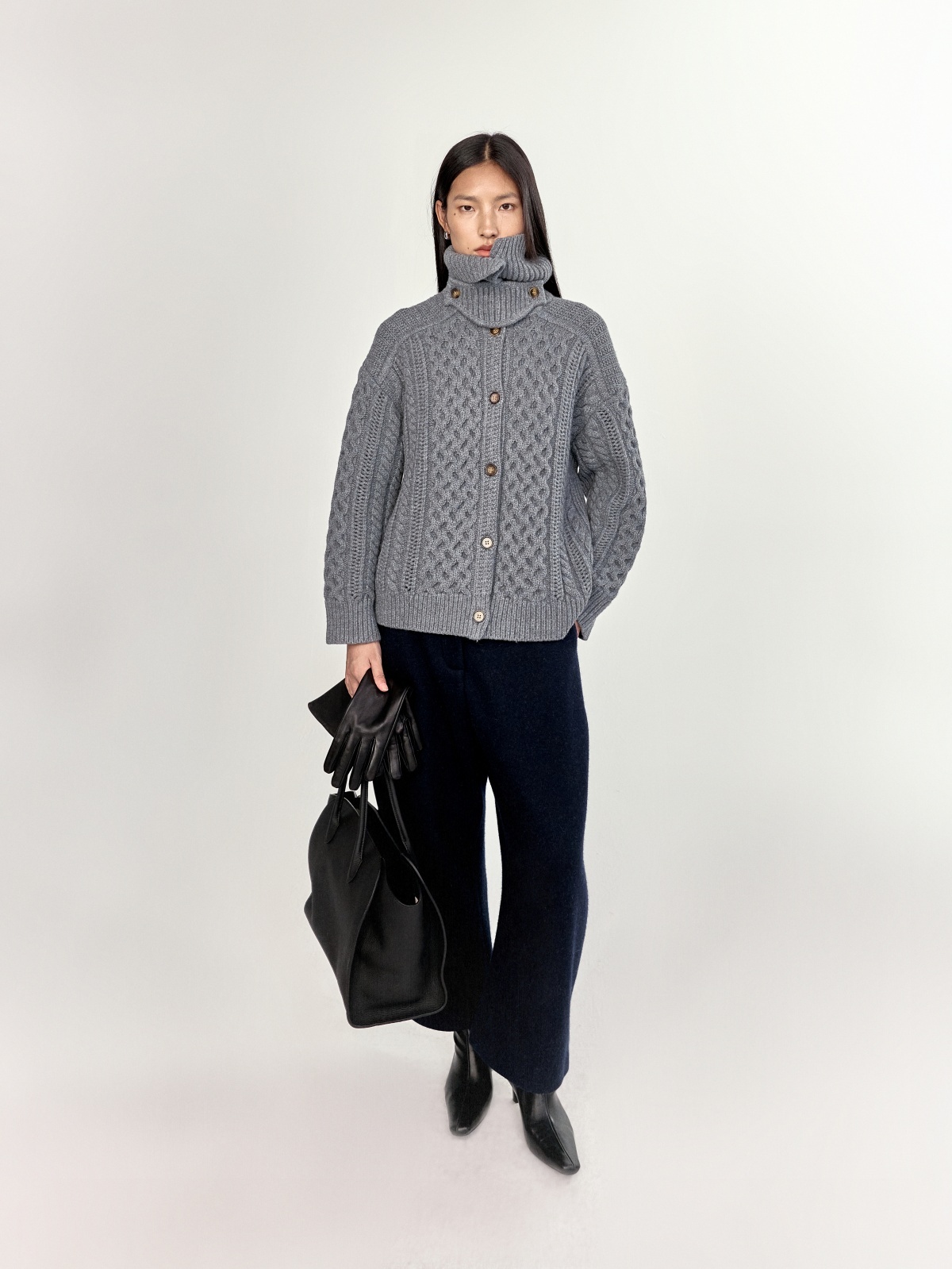 HANAA 新款羊毛翻領絞花針織外套