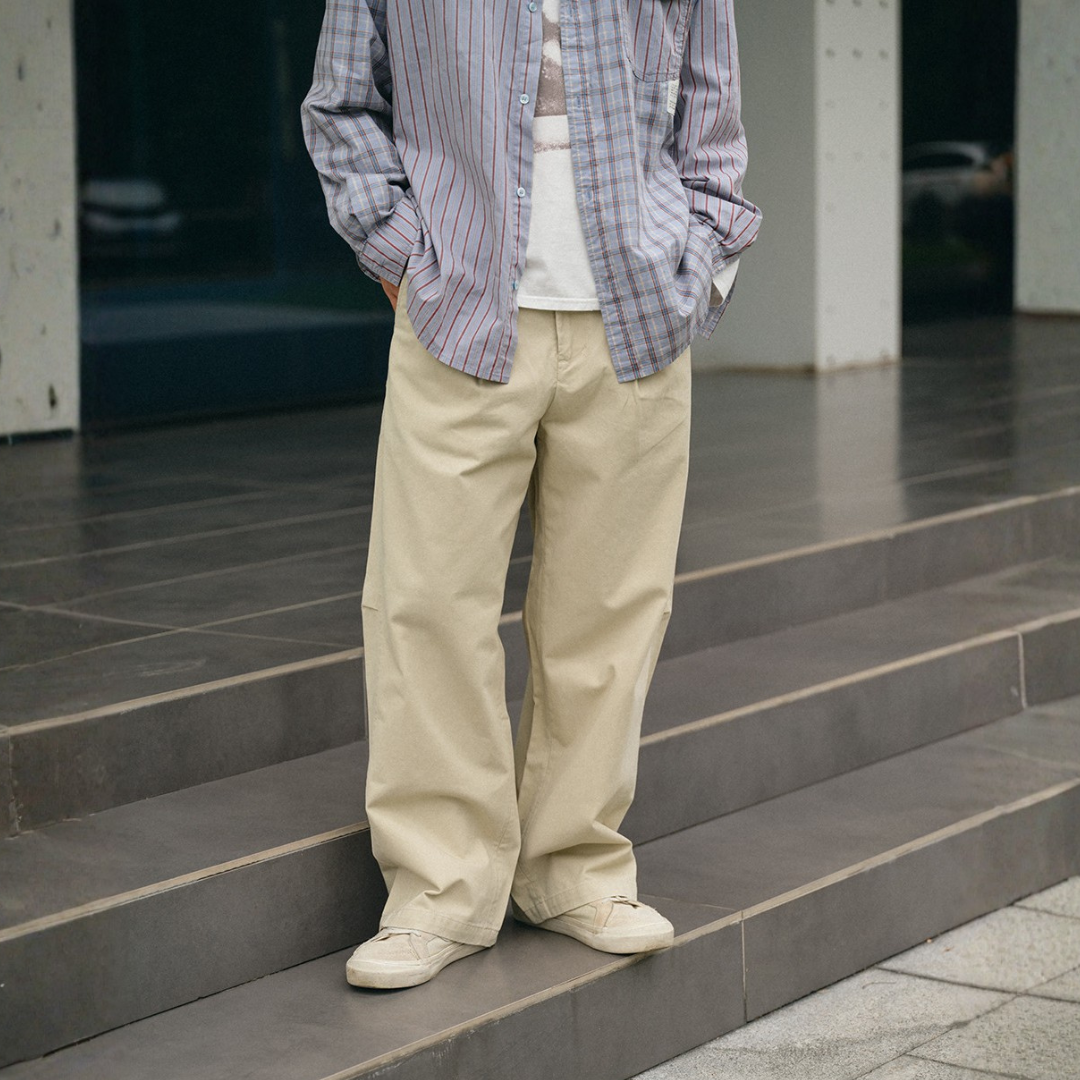 水洗磨毛質感彎刀休閒褲