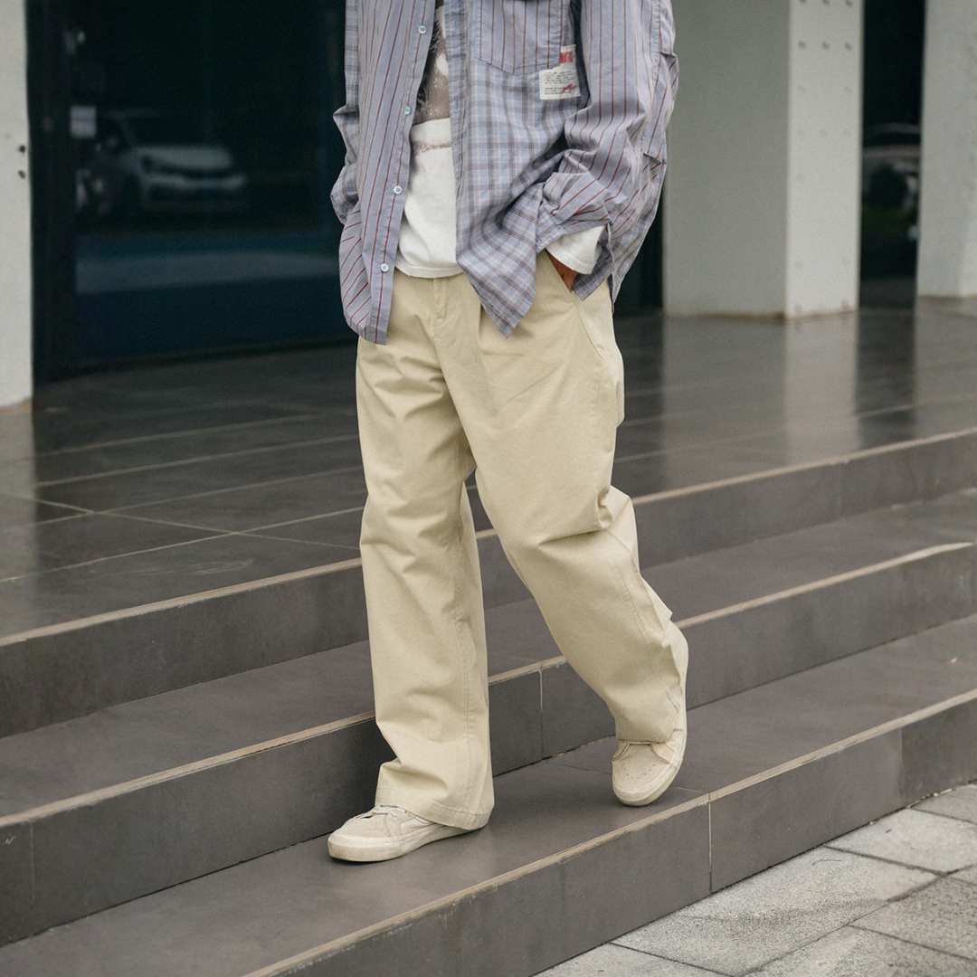 水洗磨毛質感彎刀休閒褲