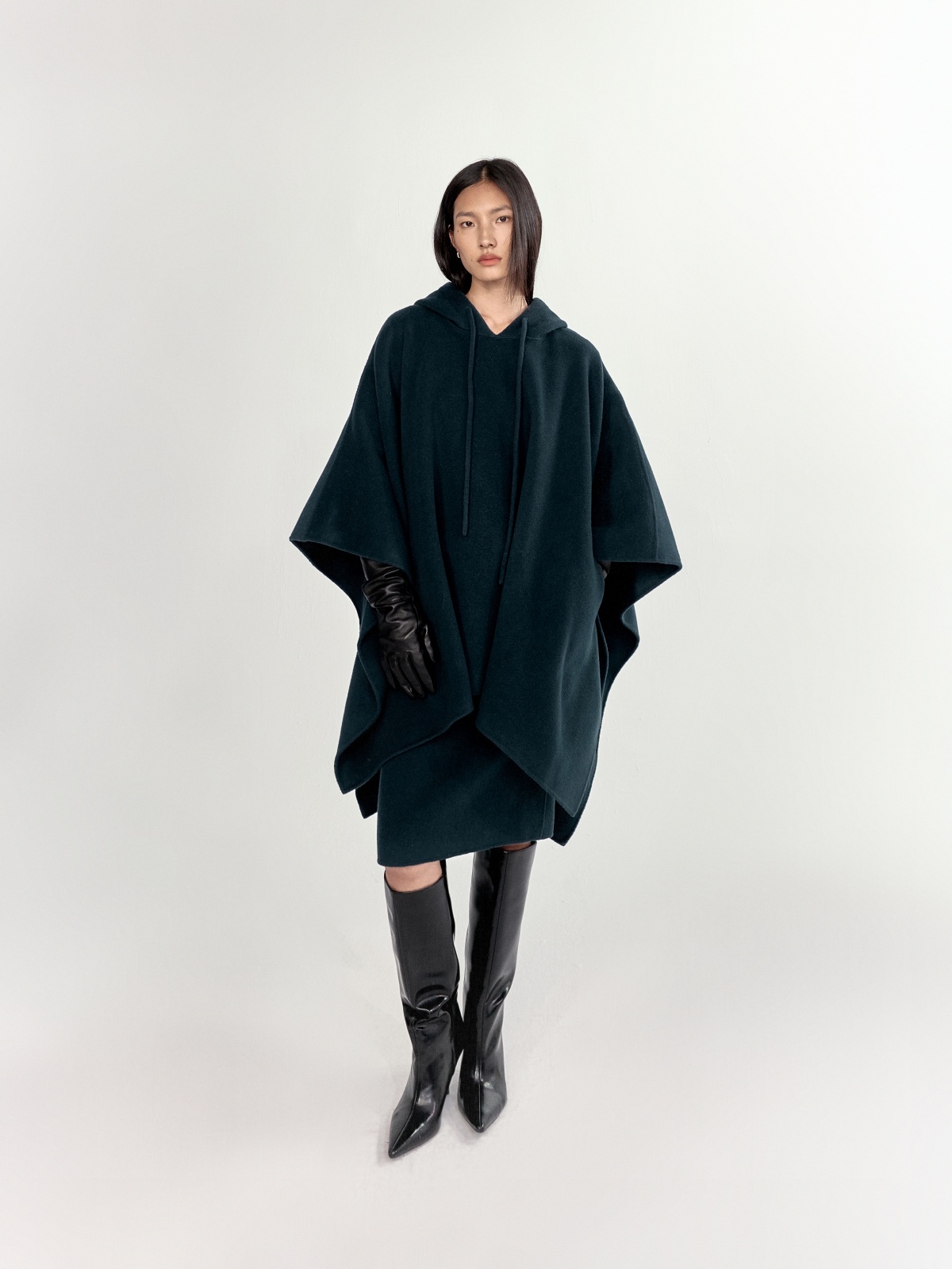 HANAA 新款羊毛連帽廓形披肩斗篷