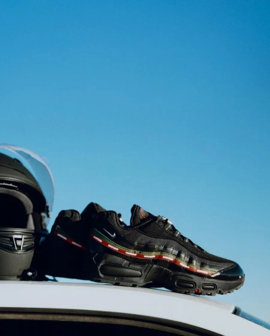iSNEAKERS｜UNDEFEATED x Nike Air Max 95 "Black" & "White" 米白 IB4453-100 黑 IB4453-001