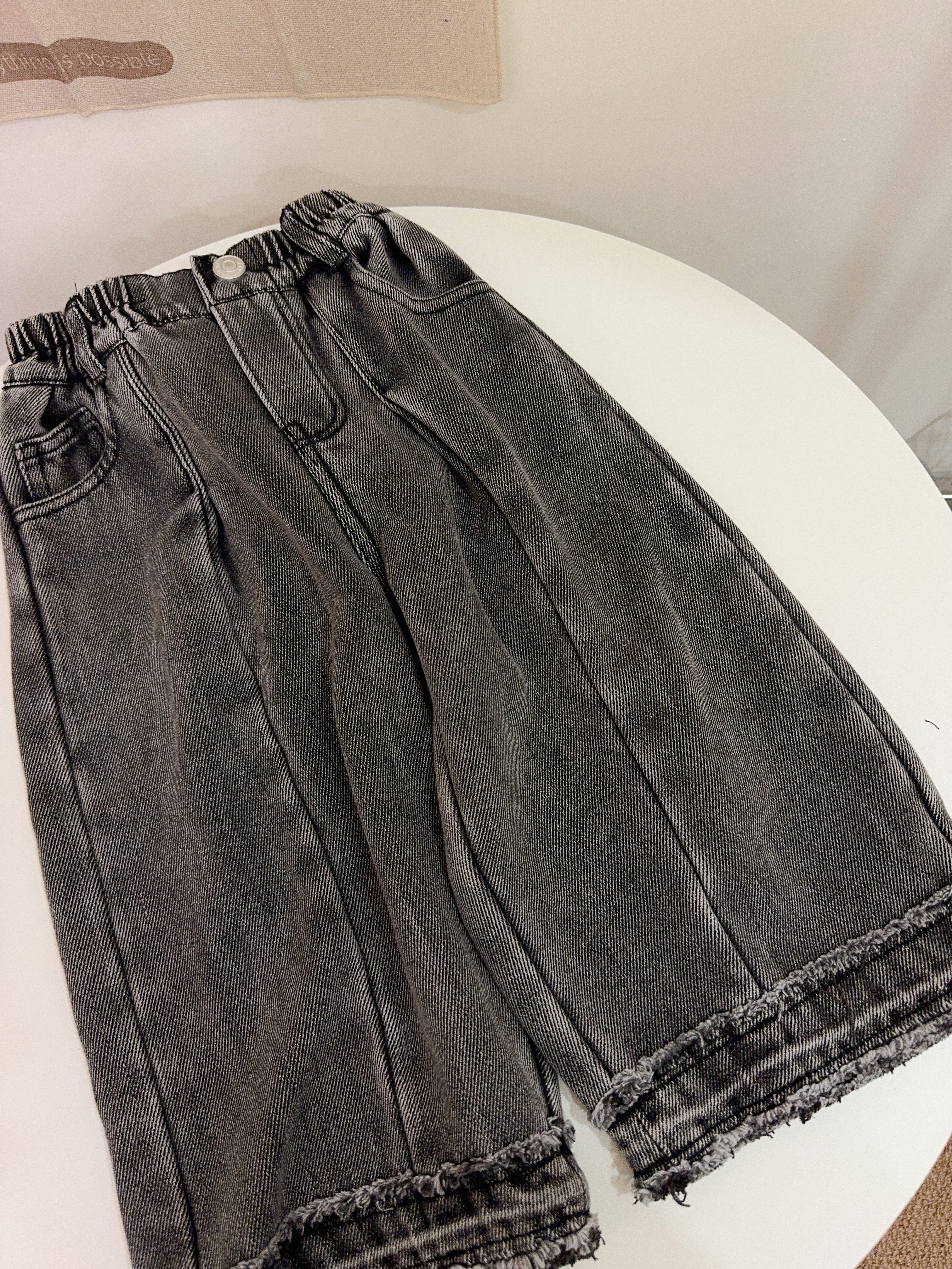 53233設計師家-炭灰抽鬚牛仔褲