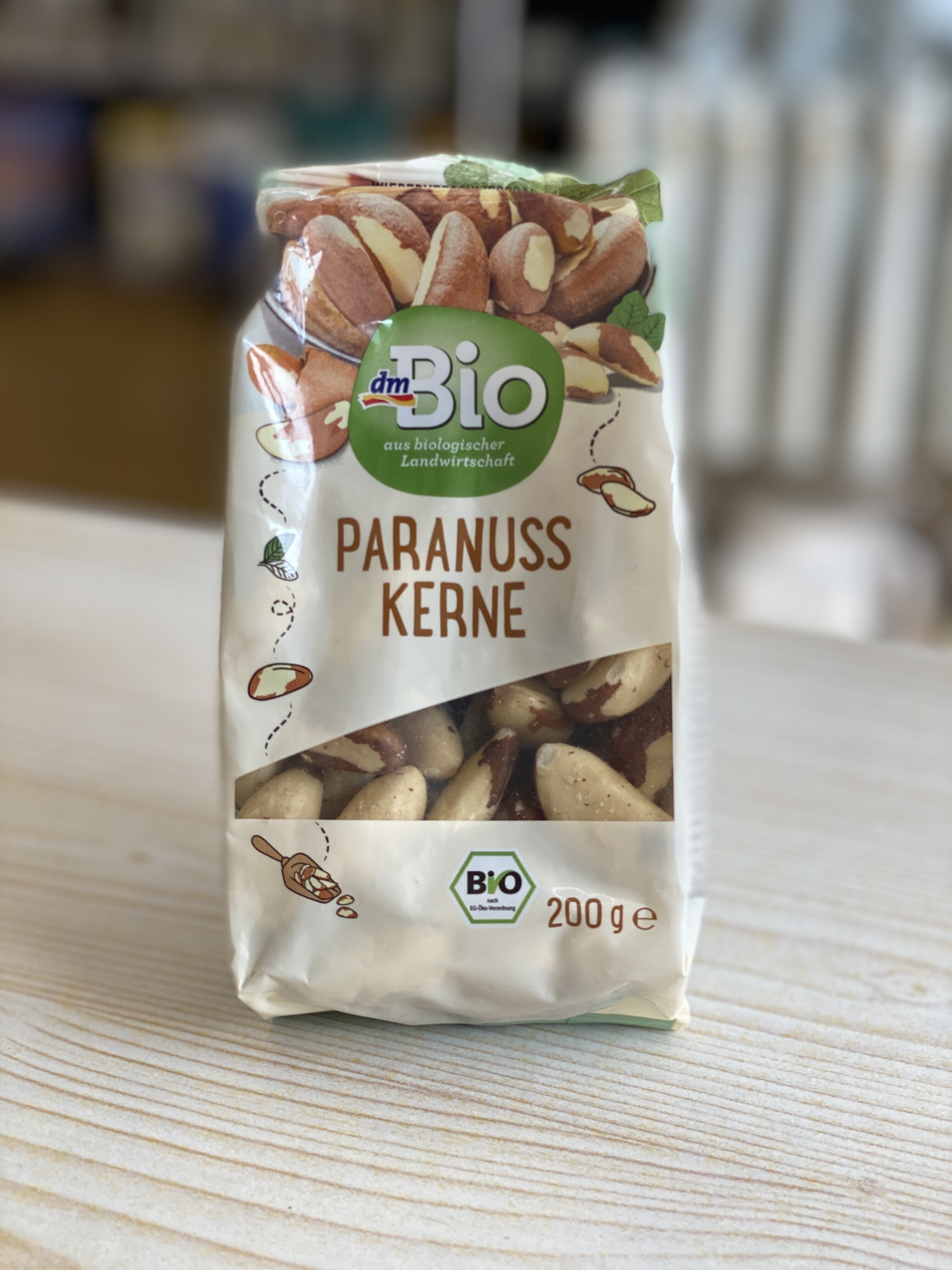 dmBIO organic brazil nuts 200g (Best before 15 Oct 2026)