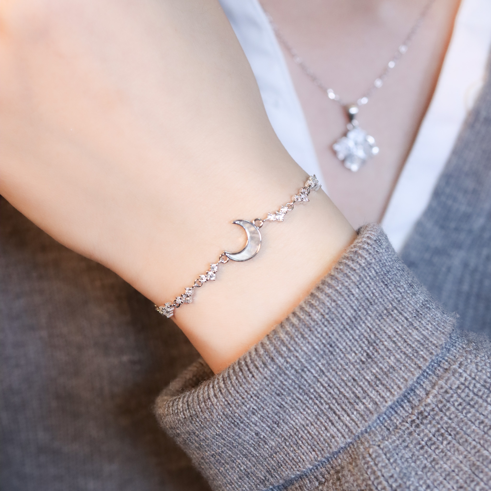 | 925純銀・白金 | 純潔月捎愛意手鏈 | BR1458 |