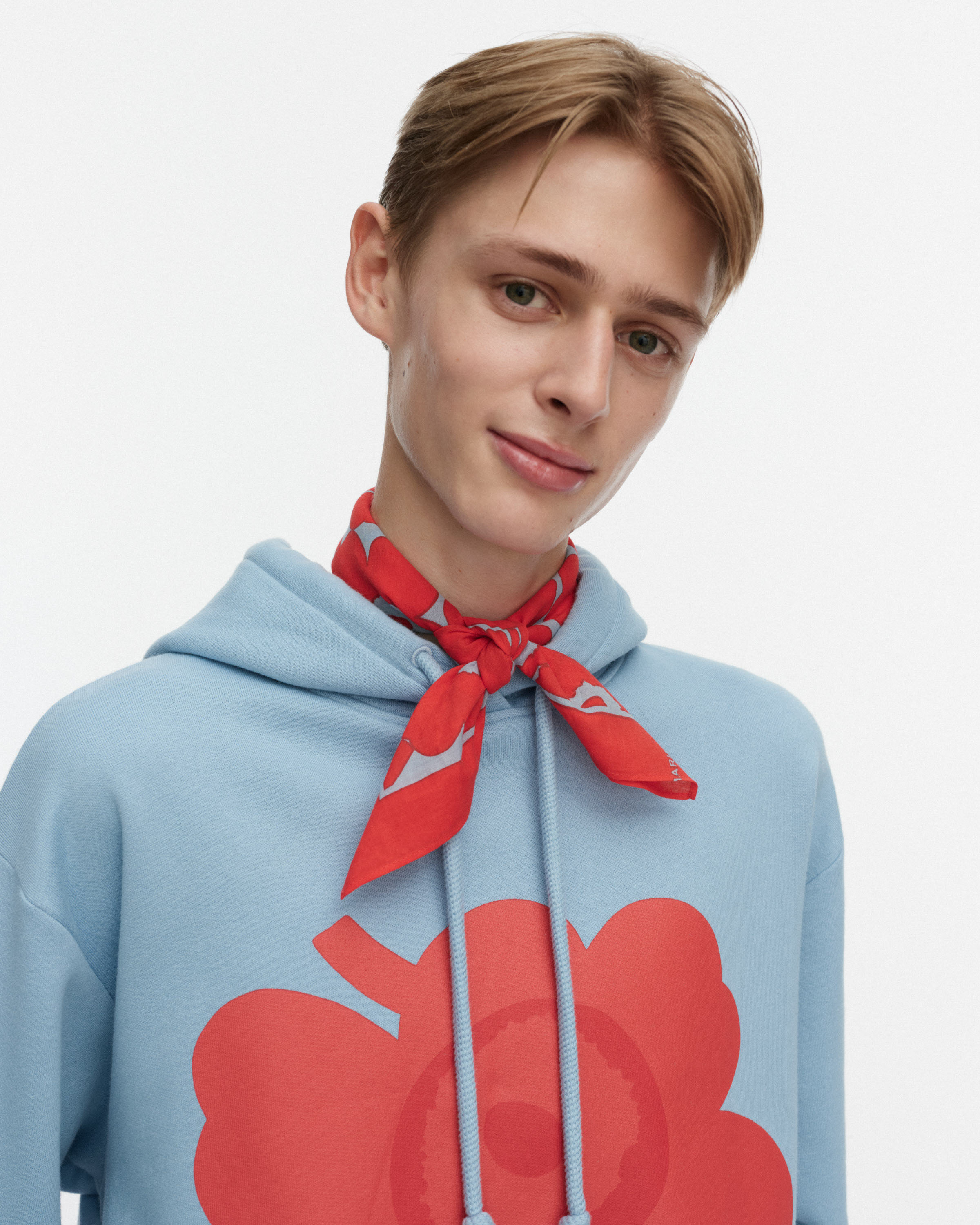 Astrilli Unikko 領巾