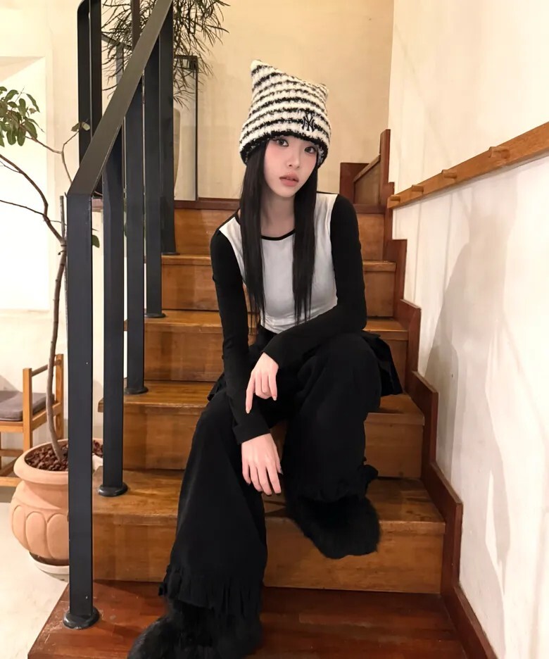 【OWN】MLB Korea 毛帽 貓耳帽 Karina 同款 新品 刺繡 條紋 秋冬 經典LOGO 不分男女 黑白 粉色