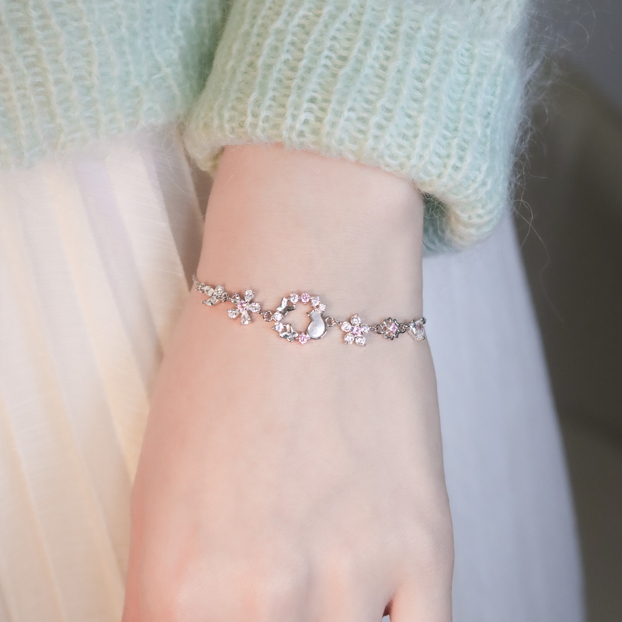 | 925純銀・厚鍍白金 | 喵趣蝶願說手鏈 | BR1449 |