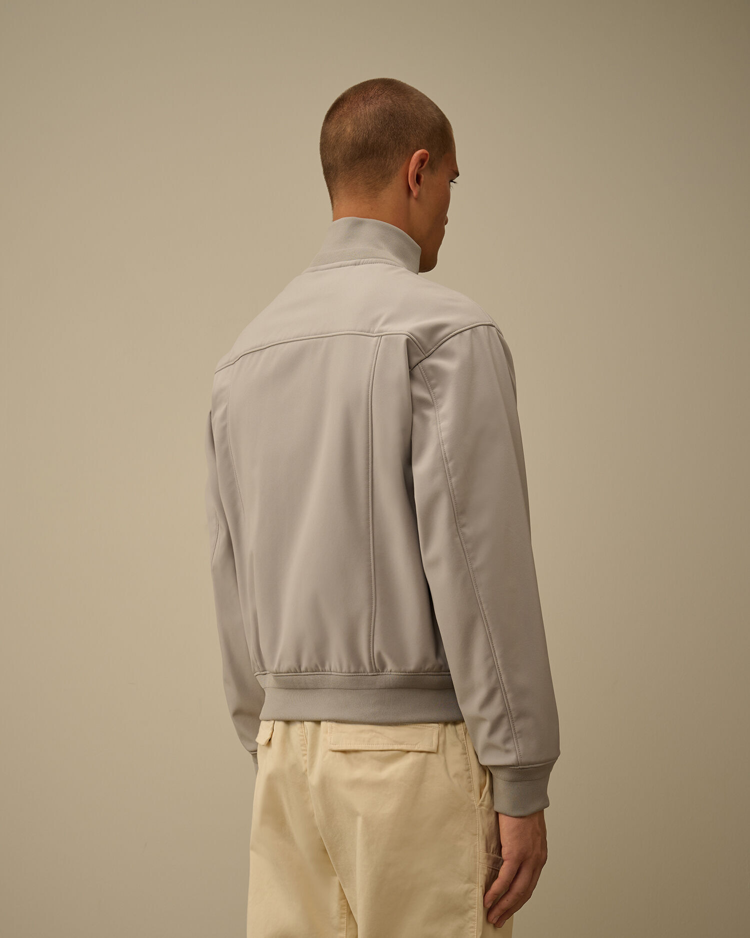 【代購】C.P. Company Shell-R Bomber Jacket 機能飛行外套 – 都市防護・輕量百搭