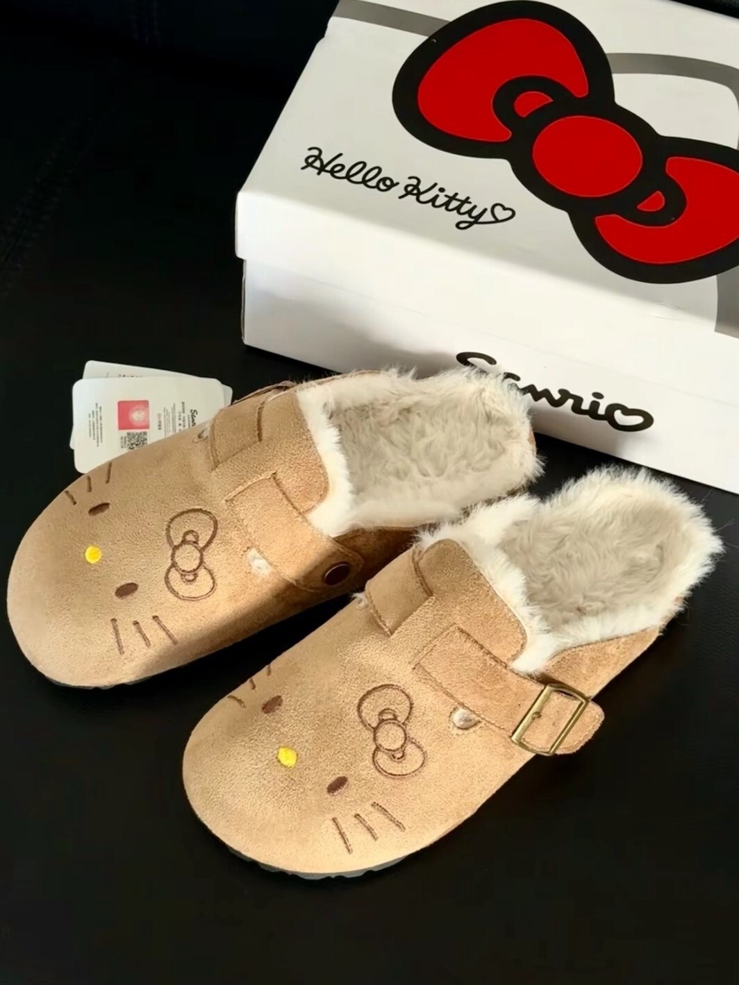 正版授權 Sanrio三麗鷗 Hello Kitty 黑皮加絨勃肯鞋