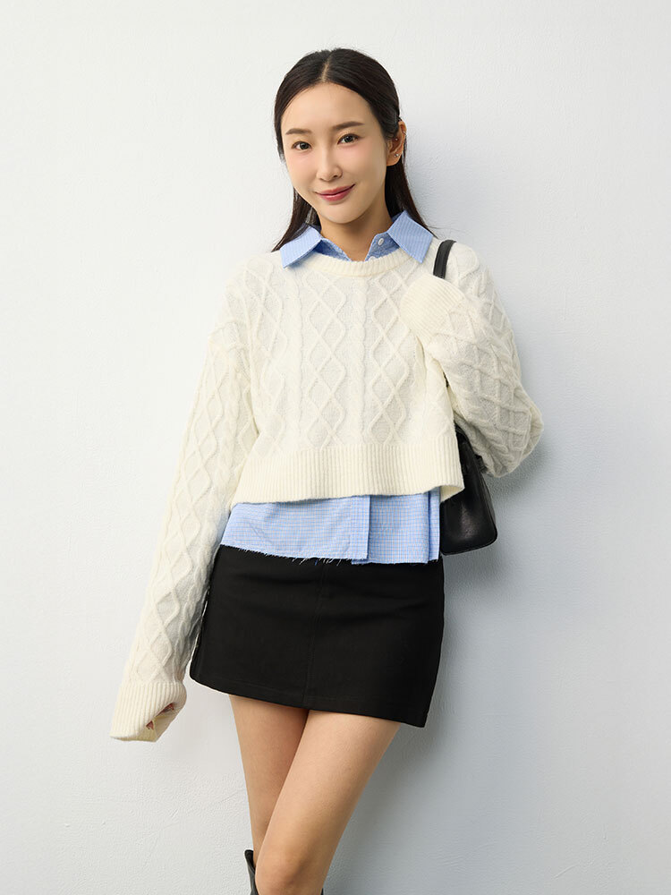 OH!HER 菱格短版馬海毛圓領毛衣（10%羊毛）