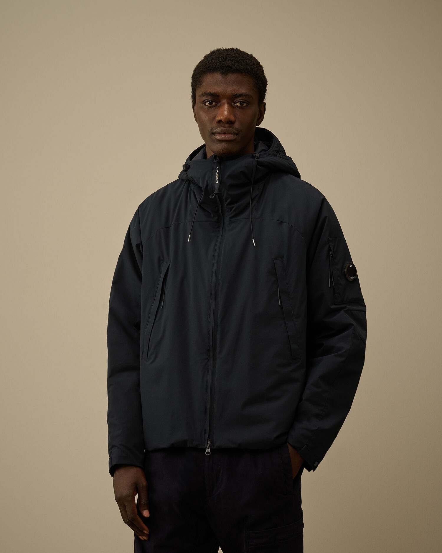 【代購】C.P. Company Pro-Tek Hooded Padded Jacket 連帽羽絨外套 – 都市保暖・防水輕盈