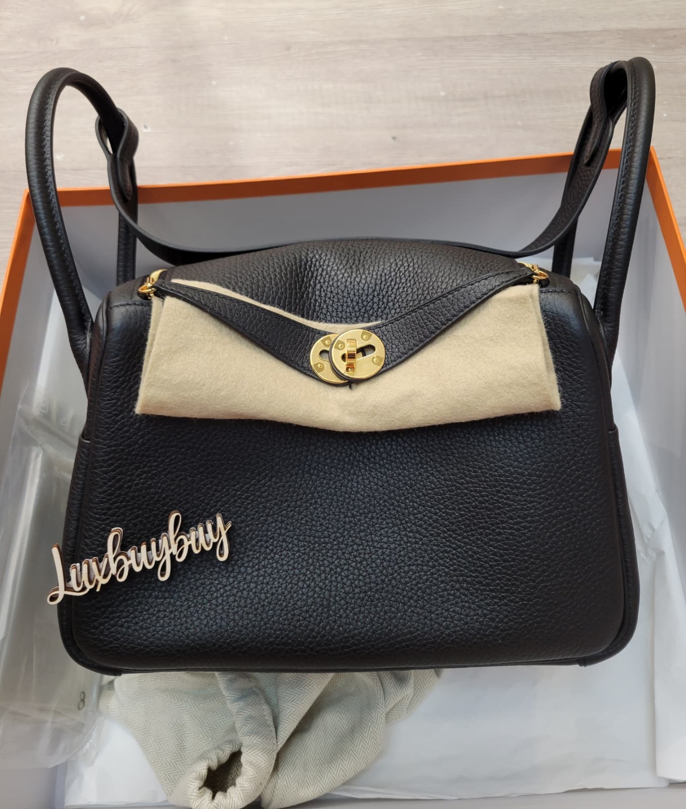 99%/unused HERMES LINDY 26 NOIR CC 黑金