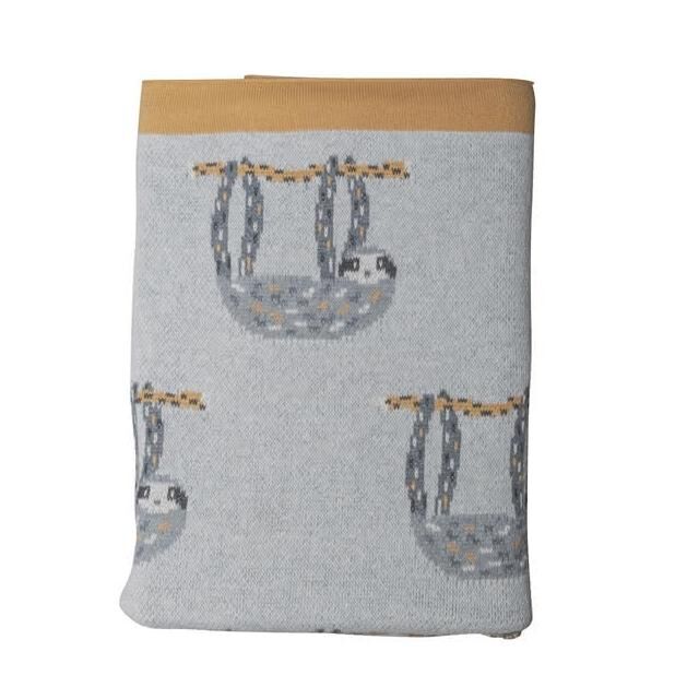 ByOn-皮特小被毯，設計童話動物圖騰及灰色調，充滿童趣的幻想。