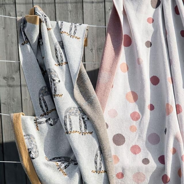 ByOn-波爾卡點點小被毯,100%有機棉,柔軟又溫暖,童話動物圖騰,搭配質感灰色調,充滿童趣創意