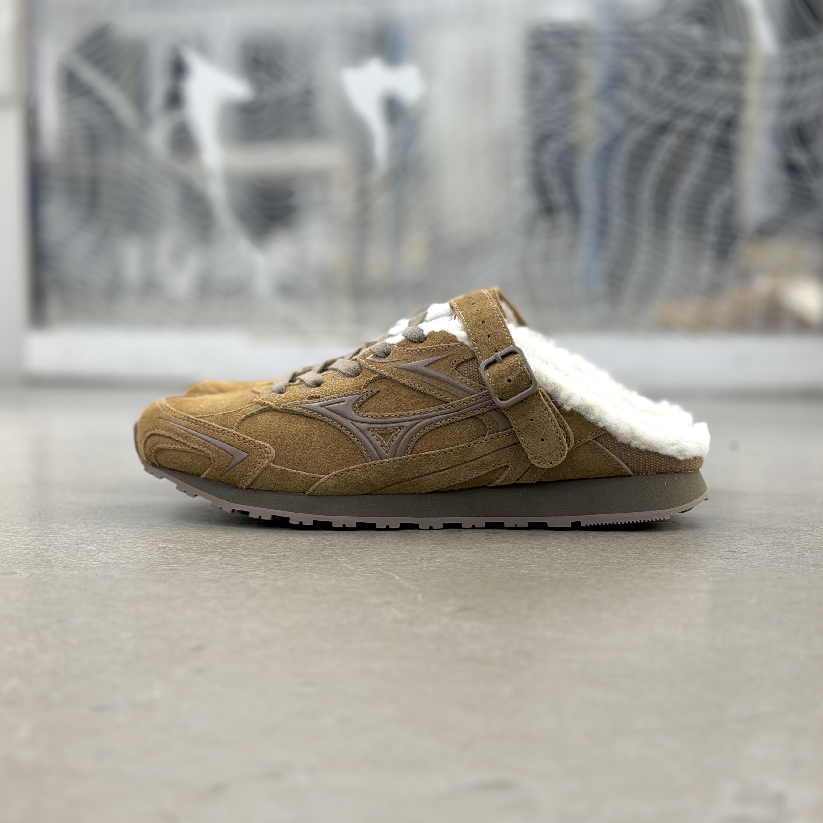 Mizuno LG60S Slipper l D1GH252503