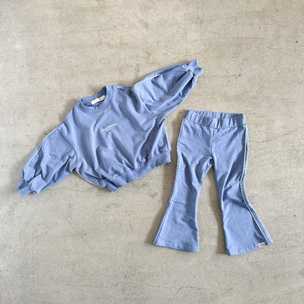 TWIN COLLECTIVE KIDS 小喇叭褲衛衣套裝 Piper Sweather/Pants Set - Dusty Blue