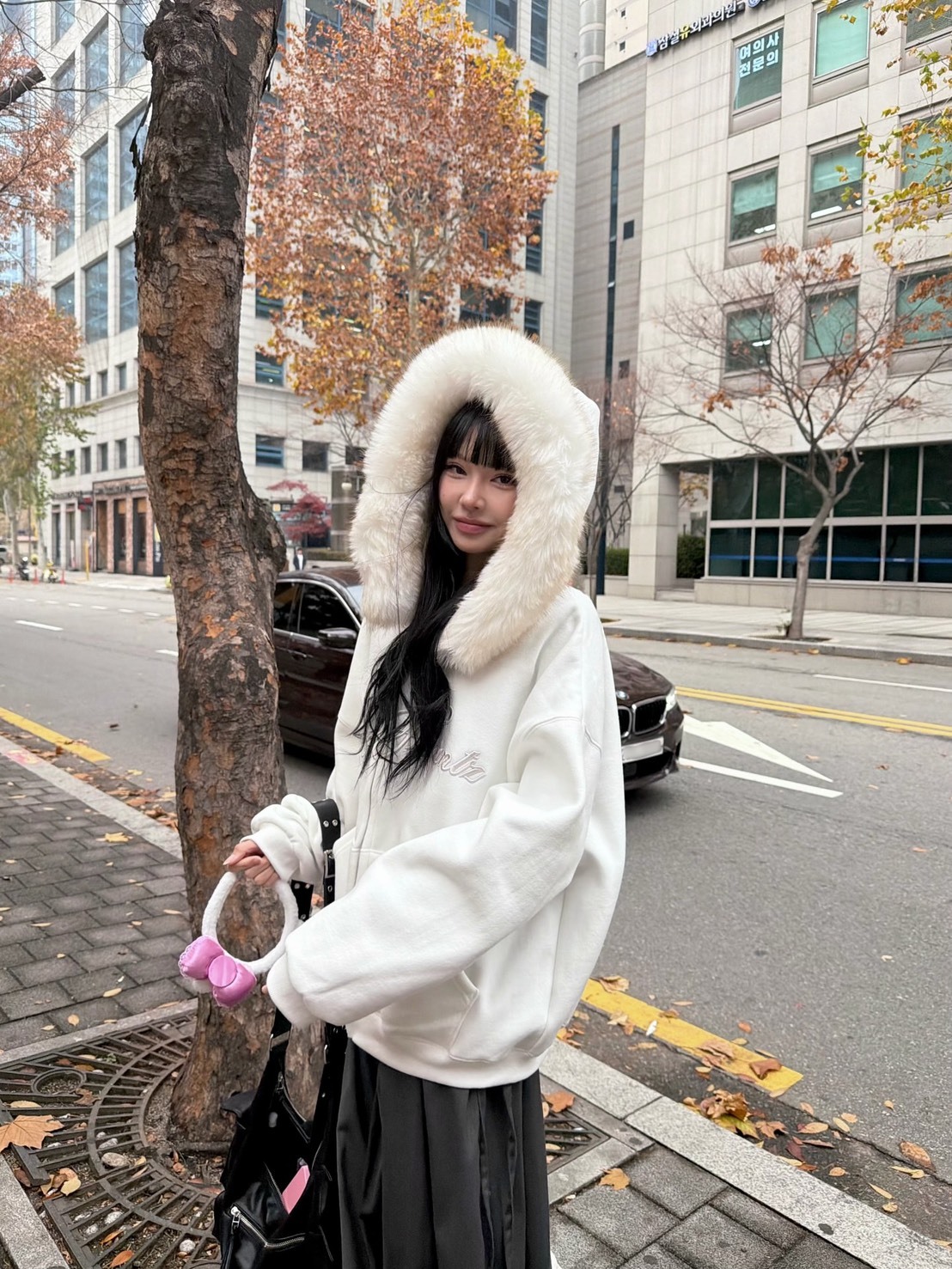 【現貨】ROSEFRANTZ 毛絨 寬鬆 字母 連帽拉鍊 外套 白色 雙拉鍊 Fur Overfit Lettering Hood Zip-up [Ivory]